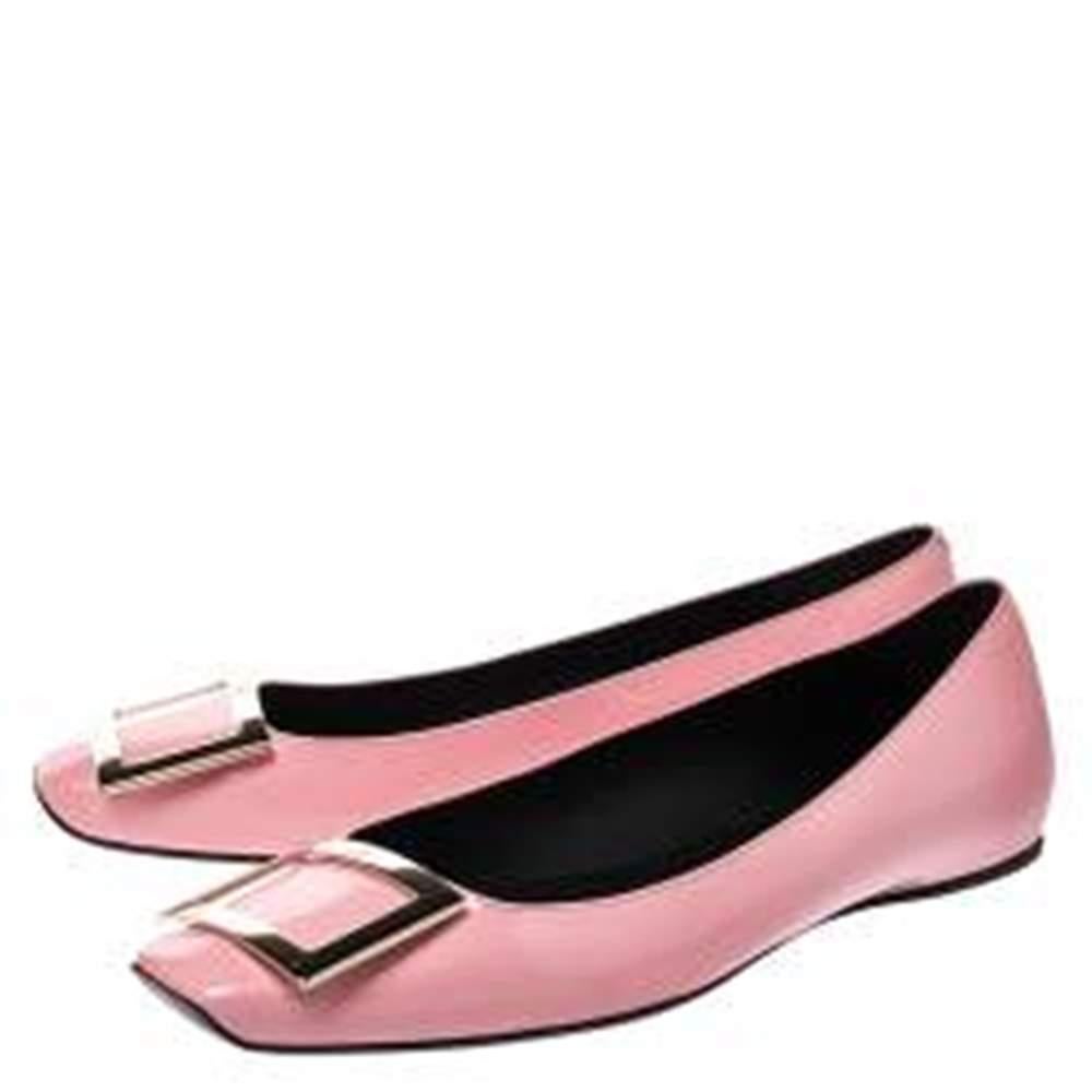 Roger Vivier Bailarinas de charol rosa talla 36 en Bueno Estado en Dubai, Al Qouz 2