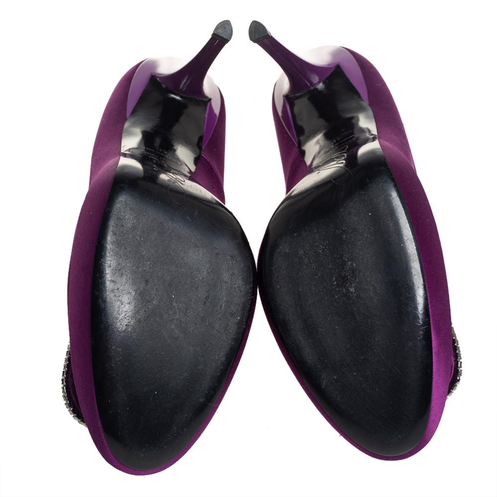 roger vivier purple shoes