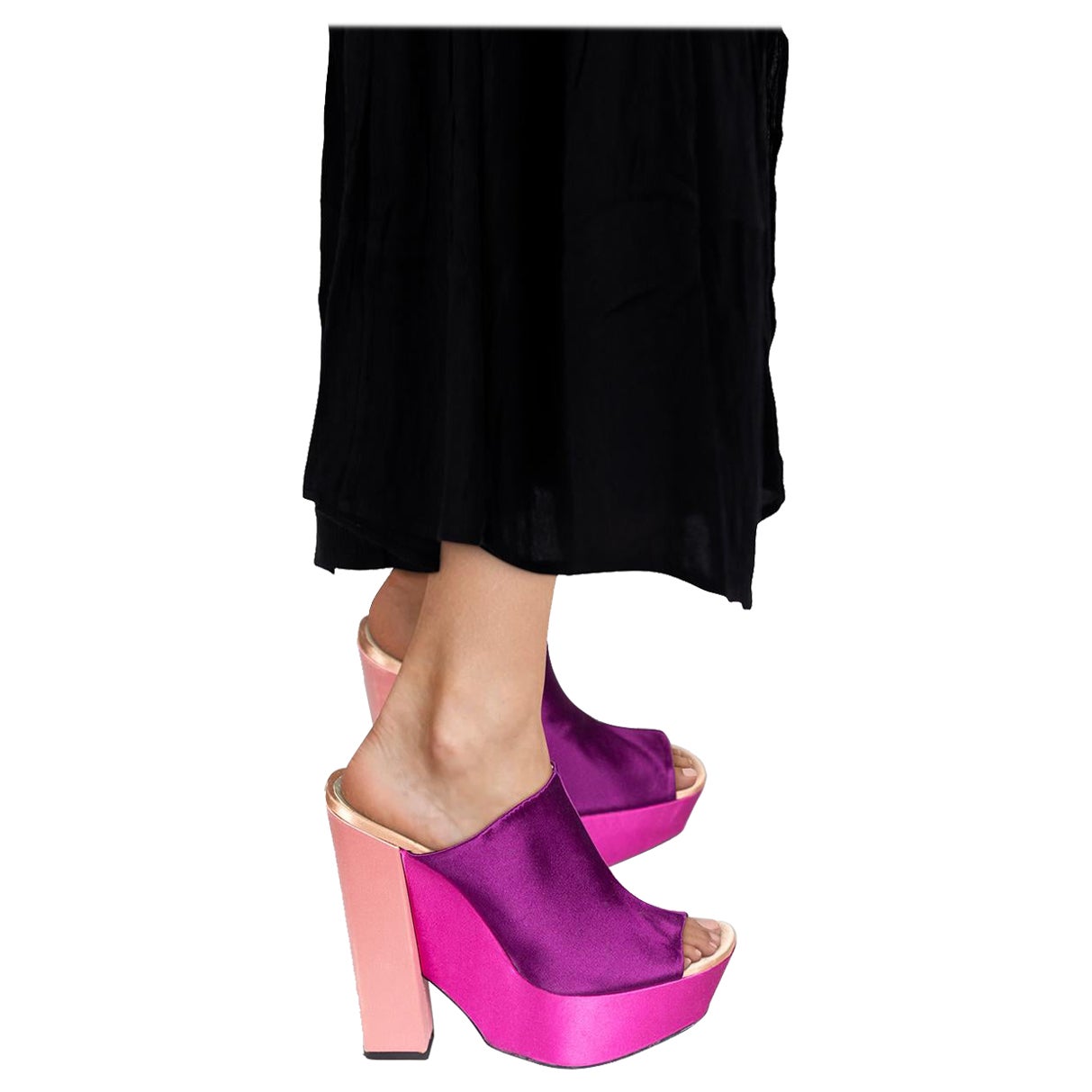 Roger Vivier Mules con plateau in raso viola Taglia IT 36