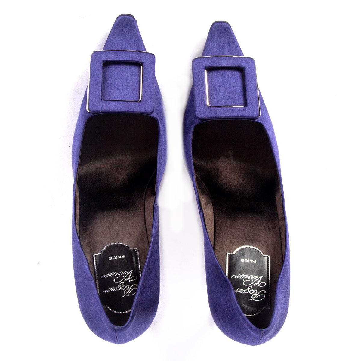 Women's ROGER VIVIER purple satin Pointed-Toe Buckle Pumps Shoes 38.5 For Sale