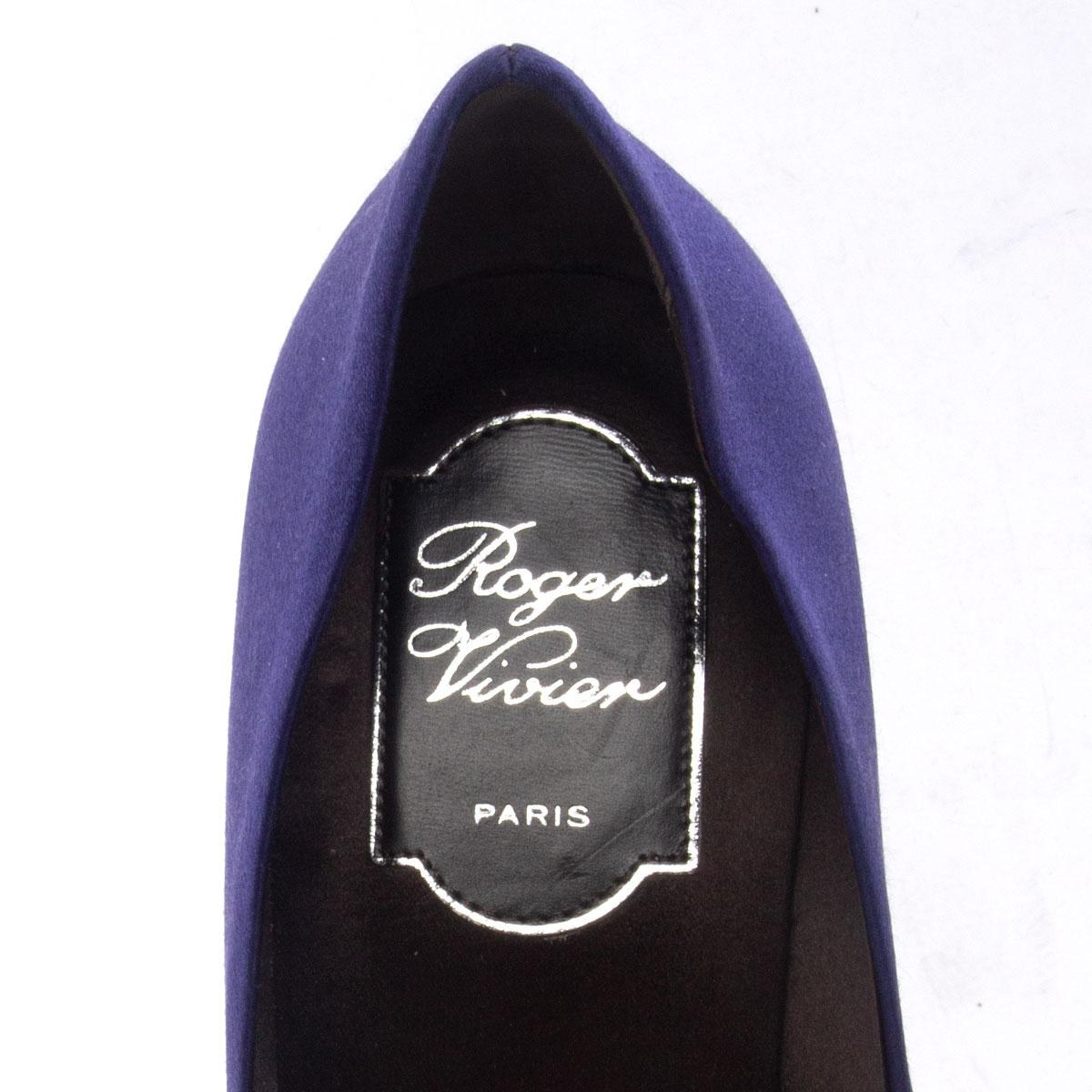 ROGER VIVIER purple satin Pointed-Toe Buckle Pumps Shoes 38.5 For Sale 1