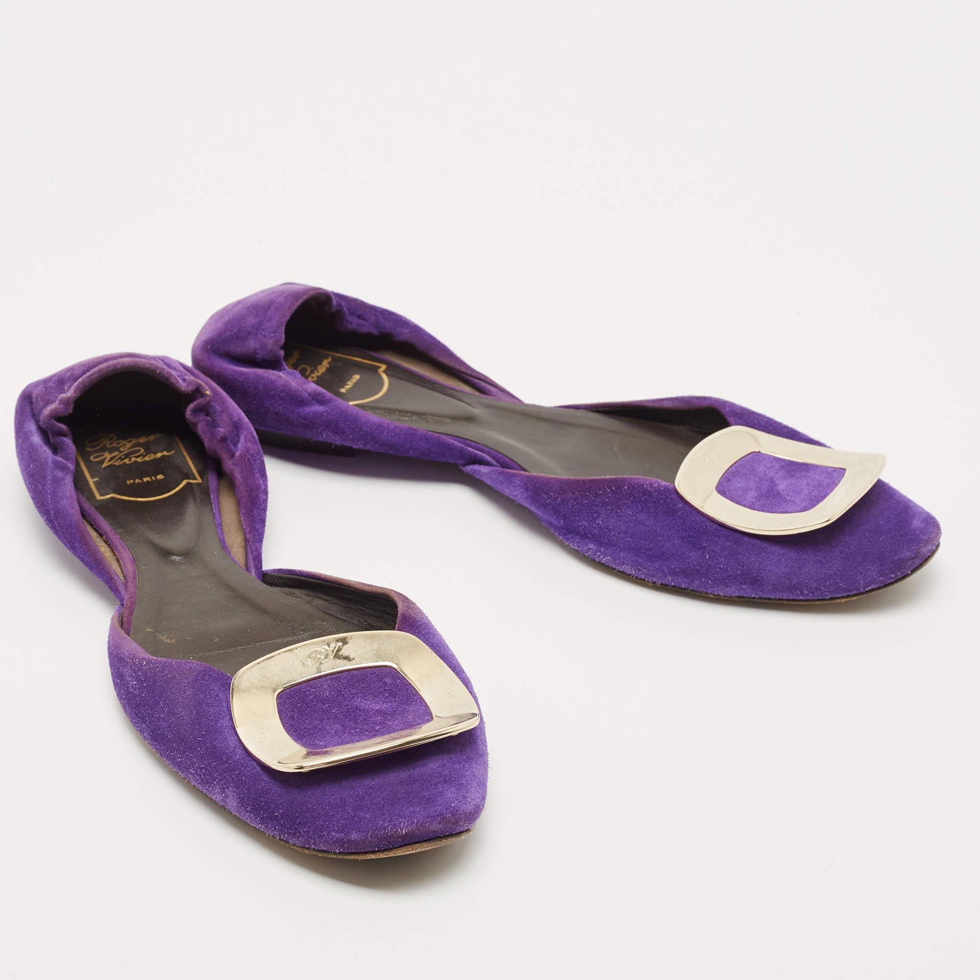 Women's Roger Vivier Purple Suede Chip Buckle D'orsay Ballet Flats Size 38 For Sale