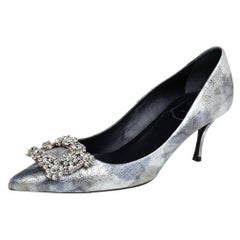 Roger Vivier Silver Foil Leather Flower Strass Pointed Toe Pumps Size 37