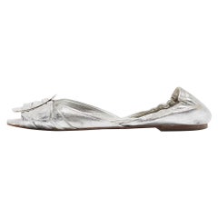 Roger Vivier Silberne Ballettschuhe aus Leder mit offener Zehe Größe 36