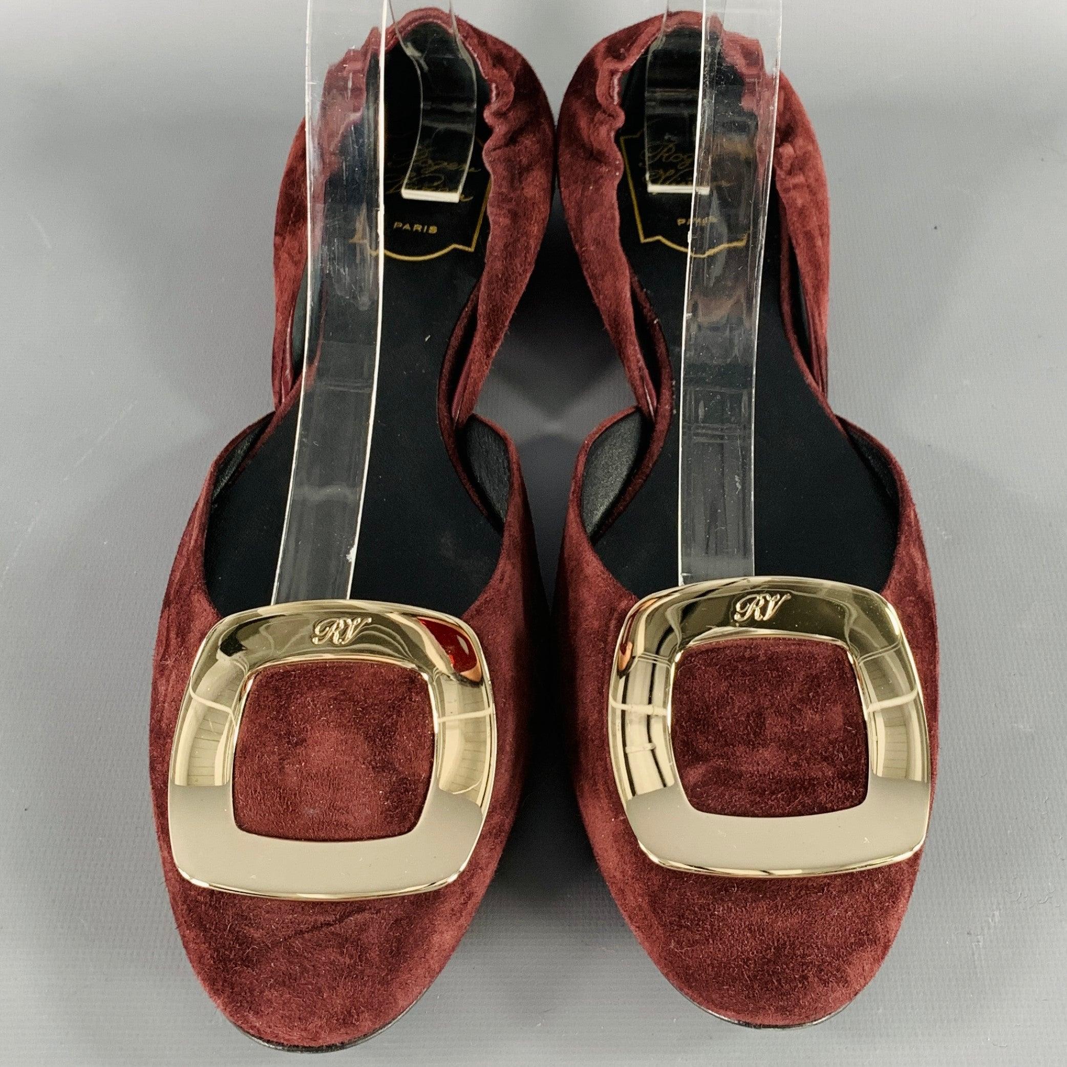 ROGER VIVIER Size 10 Burgundy Silver Buckle Suede Flats In Good Condition For Sale In San Francisco, CA