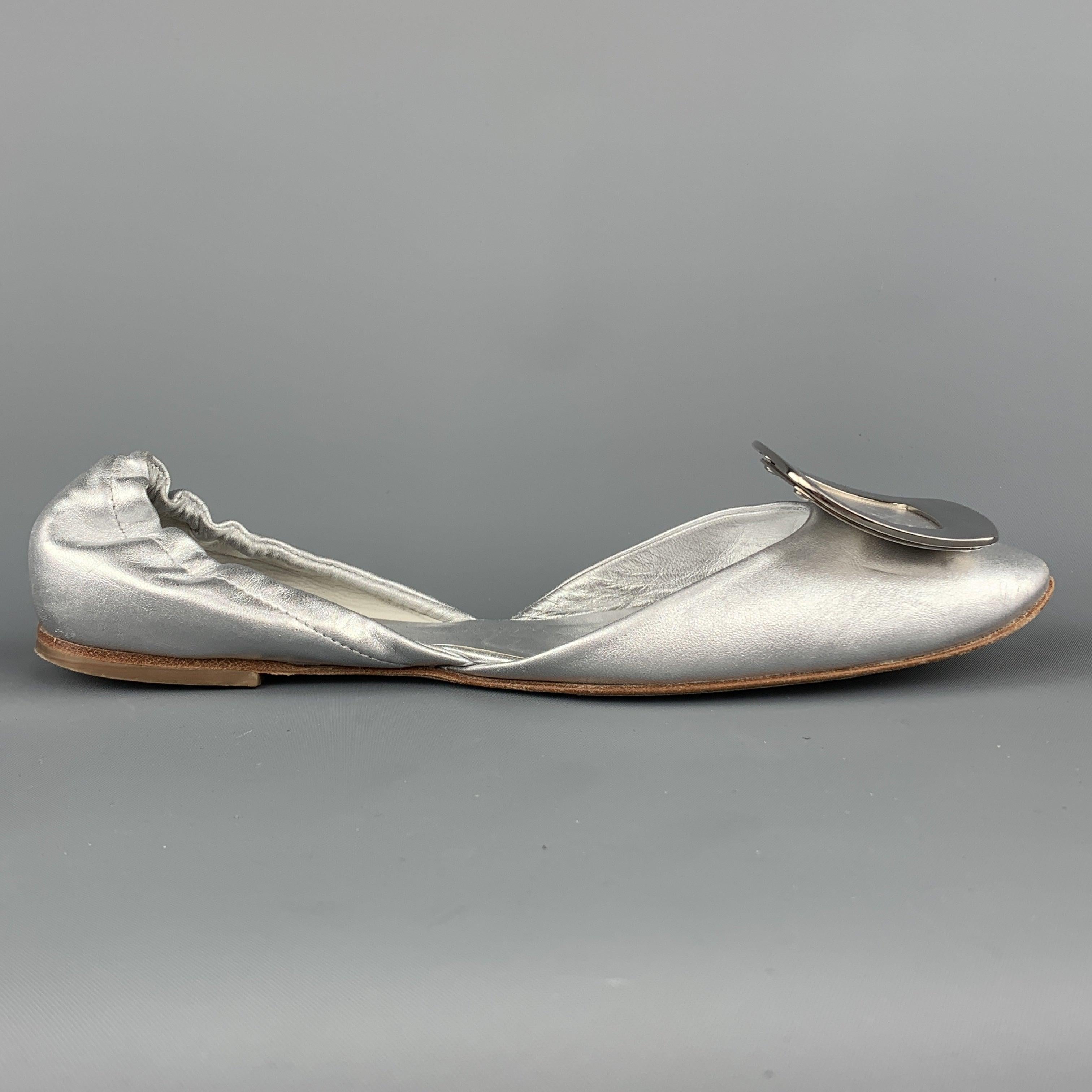 ROGER VIVIER Size 6.5 Silver Leather Chips Buckle Flats For Sale 2