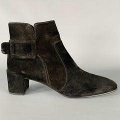ROGER VIVIER Size 9 Black Suede Chunky Heel Boots