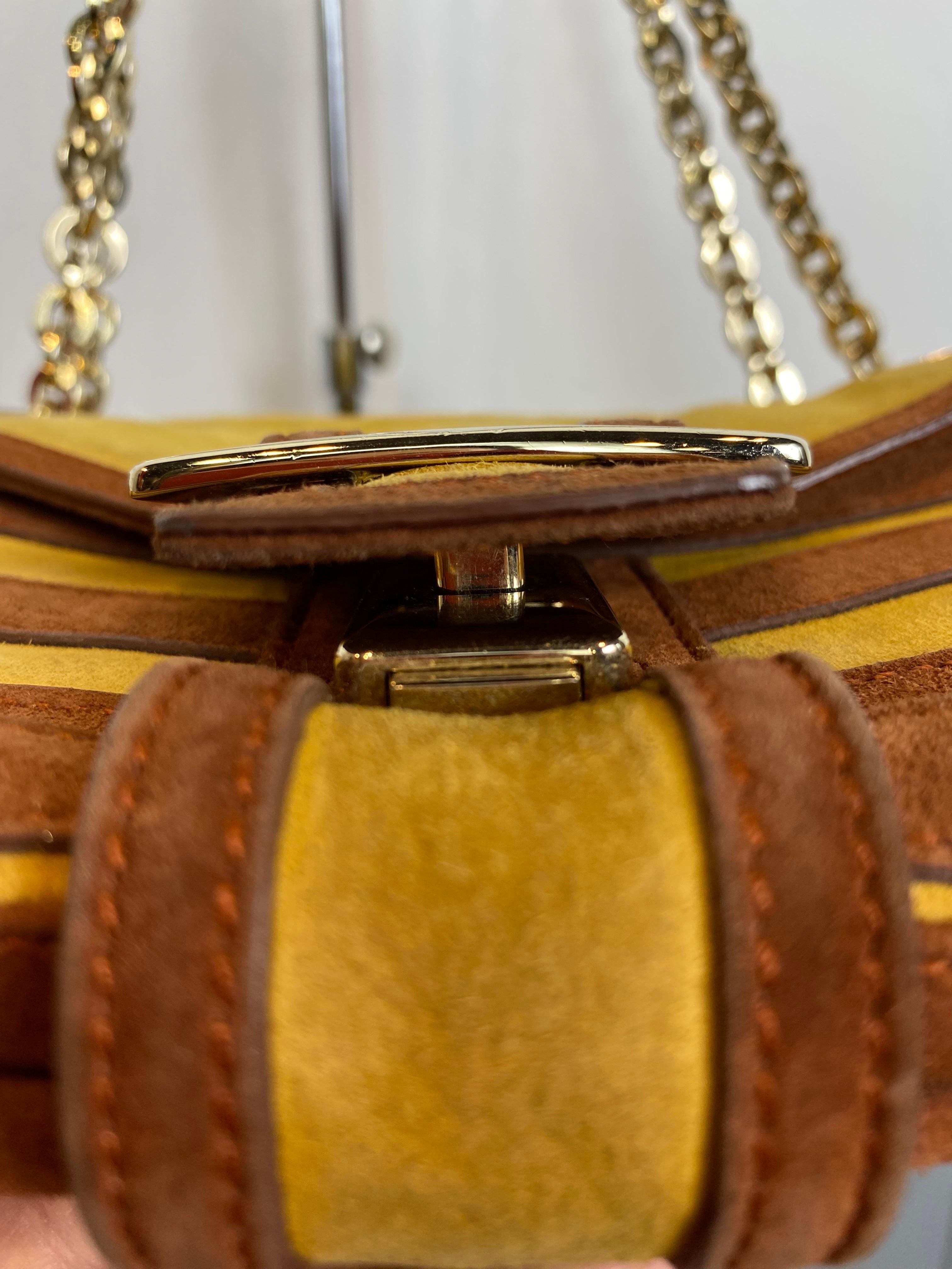 Roger Vivier Vintage shoulder bag in mustard and tan striped suede For Sale 3