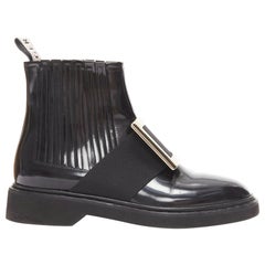 ROGER VIVIER Viv Rangers black leather silver logo buckle ankle boots EU35.5