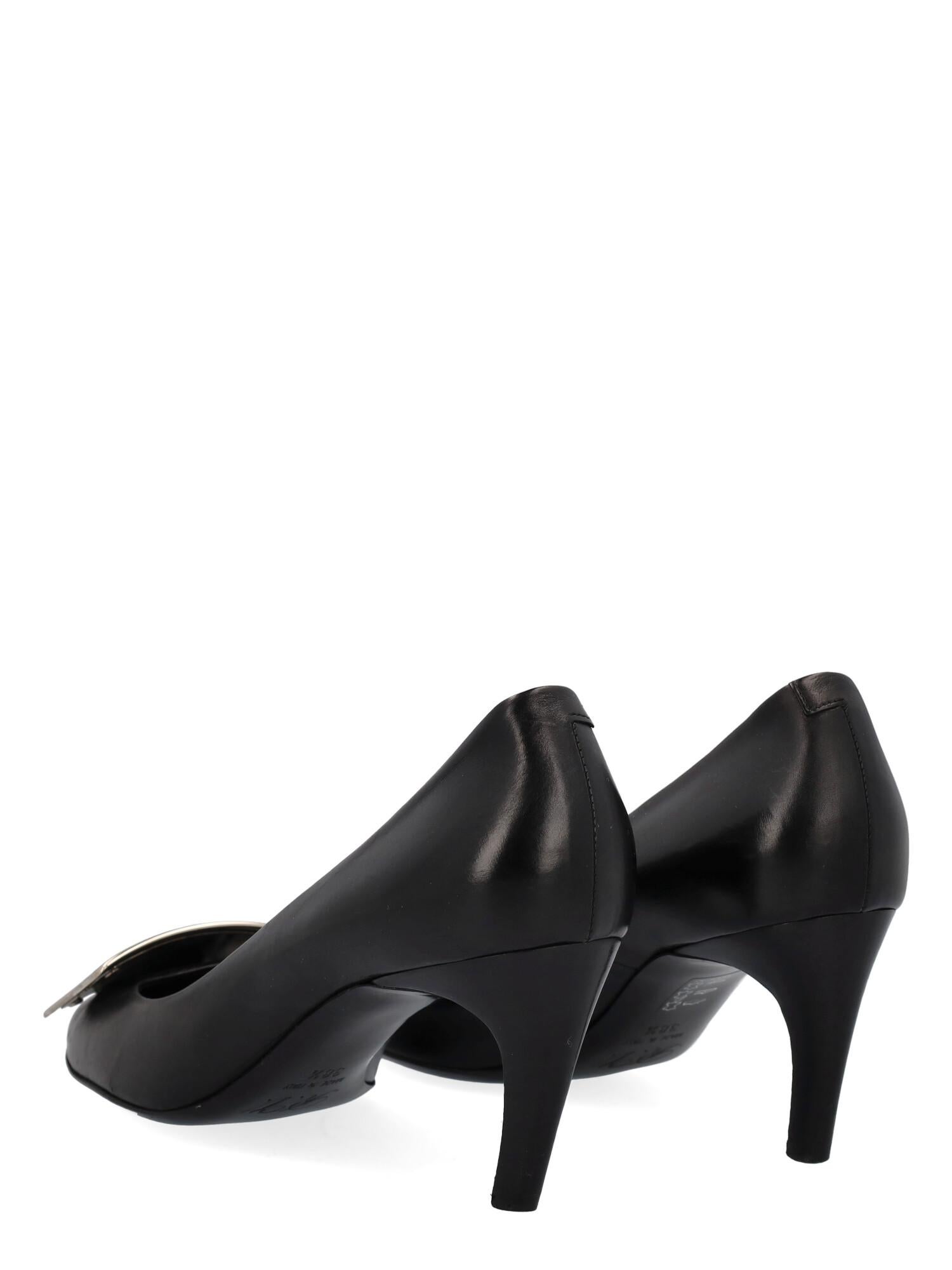 Roger Vivier Women Pumps Black Leather EU 38.5 In Good Condition For Sale In Milan, IT