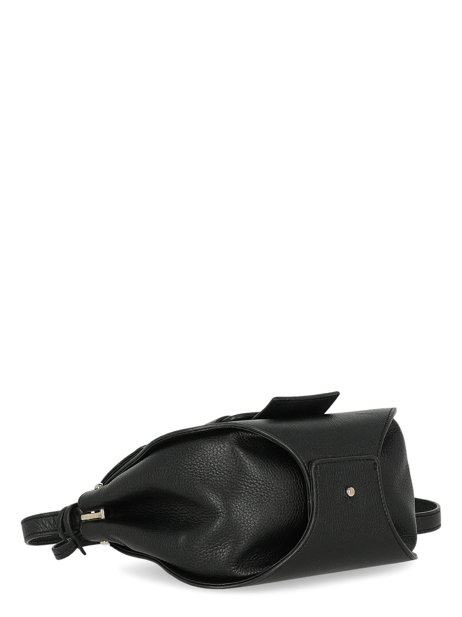 Roger Vivier  Women   Shoulder bags   Black Leather  For Sale 1