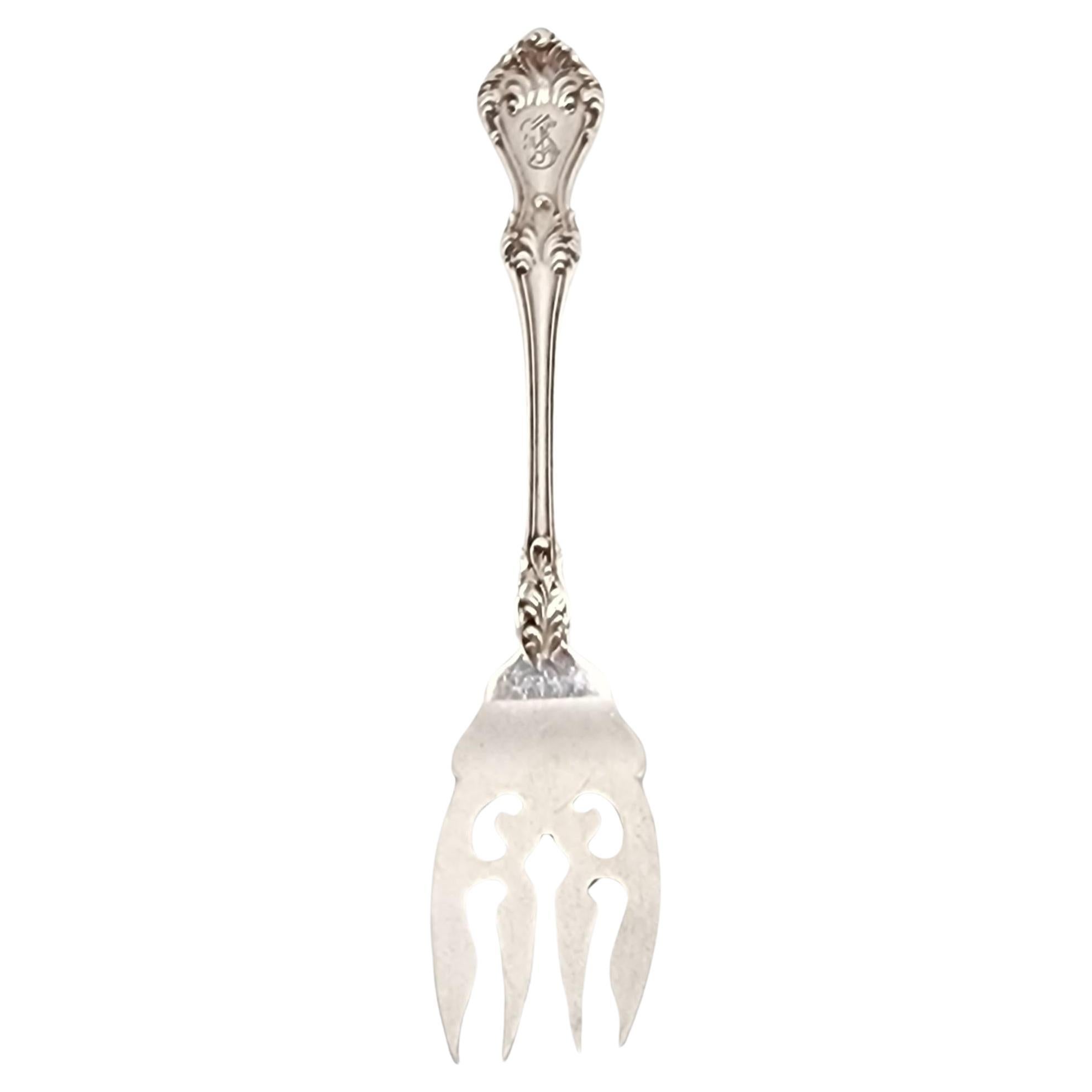 Roger Williams Silver Co Sterling Silver Corinthian Salad Fork w/Monogram #15838 For Sale