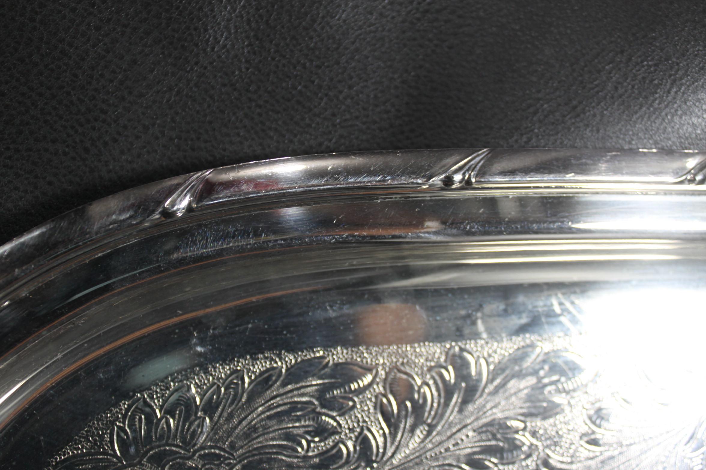 Rogers Antique Styled Silver Plated Engraved Serving Tray In Good Condition For Sale In Hamilton, Ontario