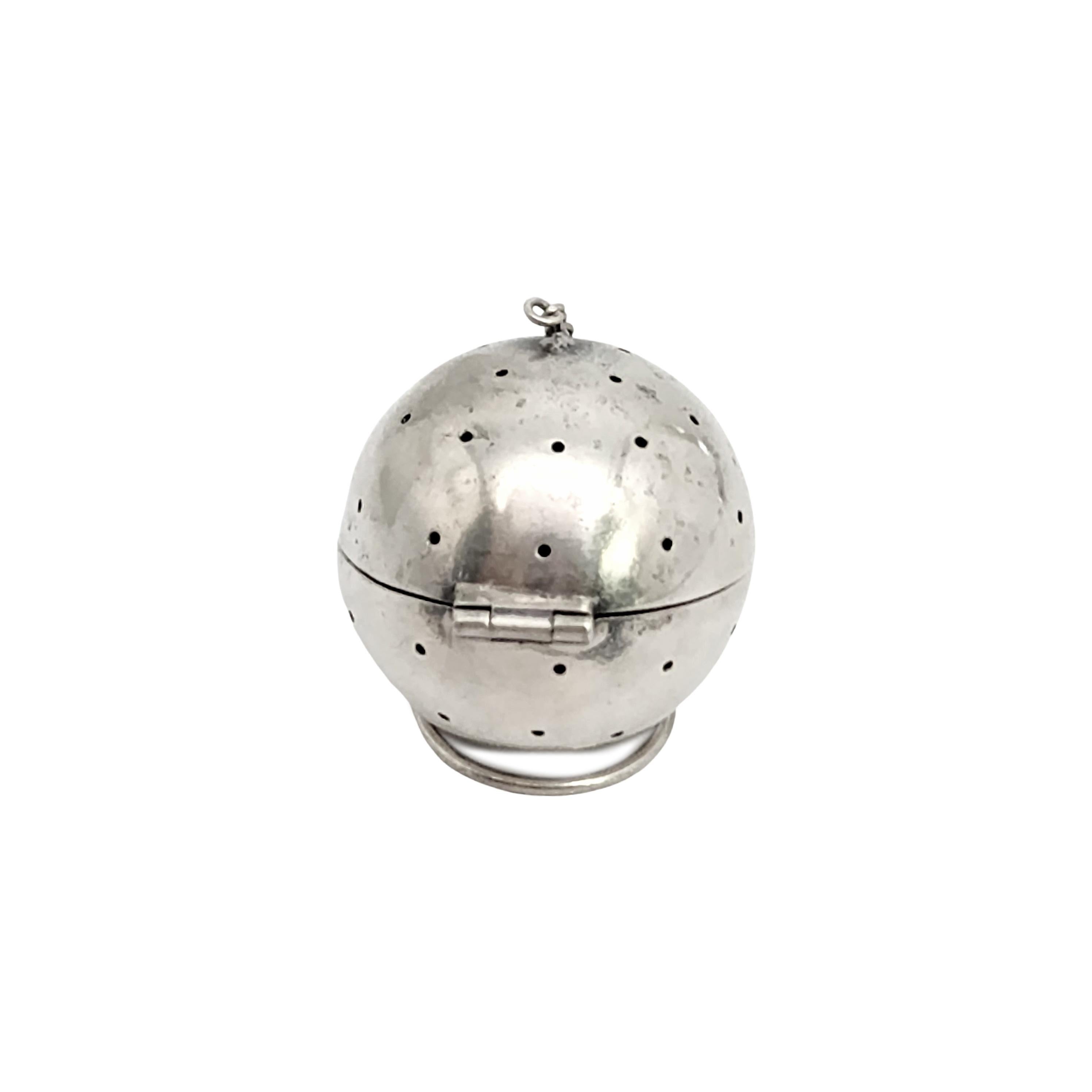 Rogers Lunt & Bowen Sterling Silver Tea Ball Infuser 6