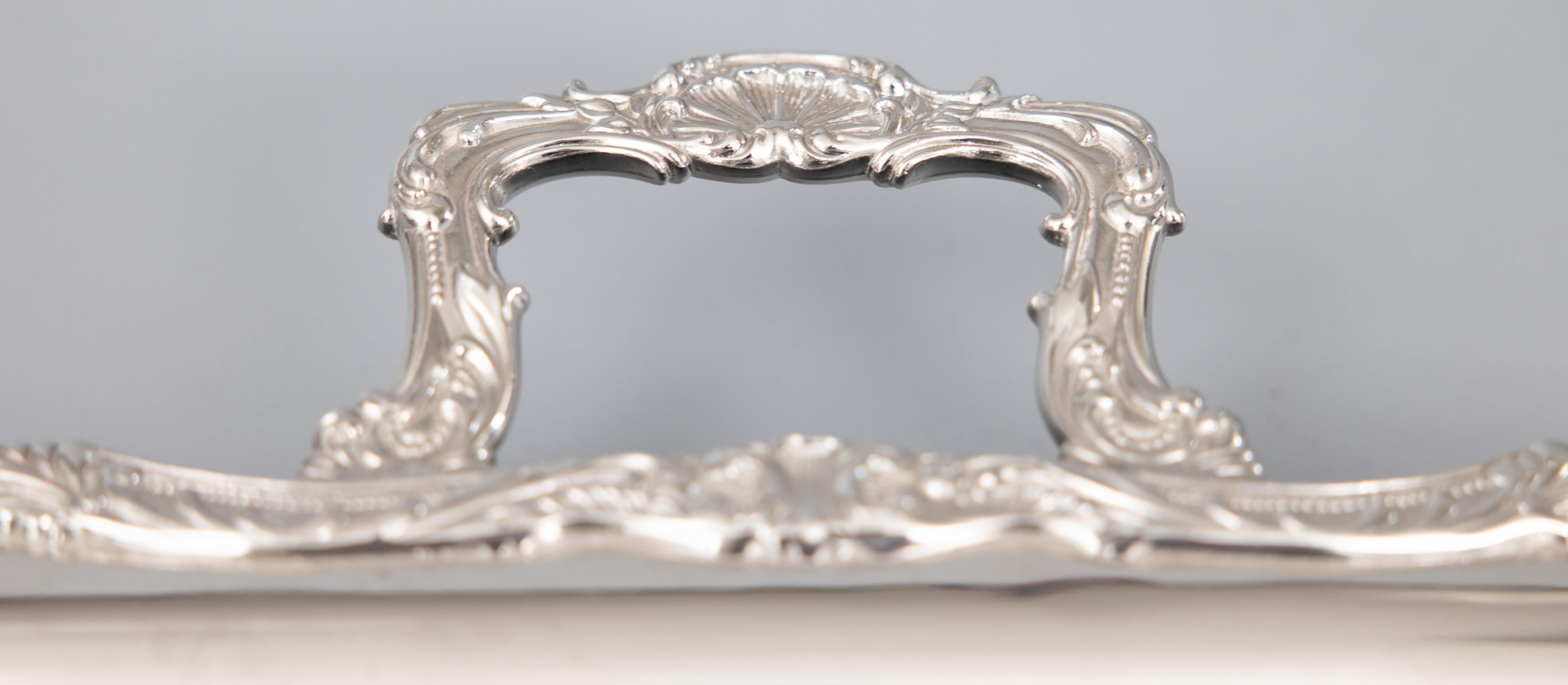 Rogers Silver Plate Footed Tray with Handles In Good Condition In Pearland, TX