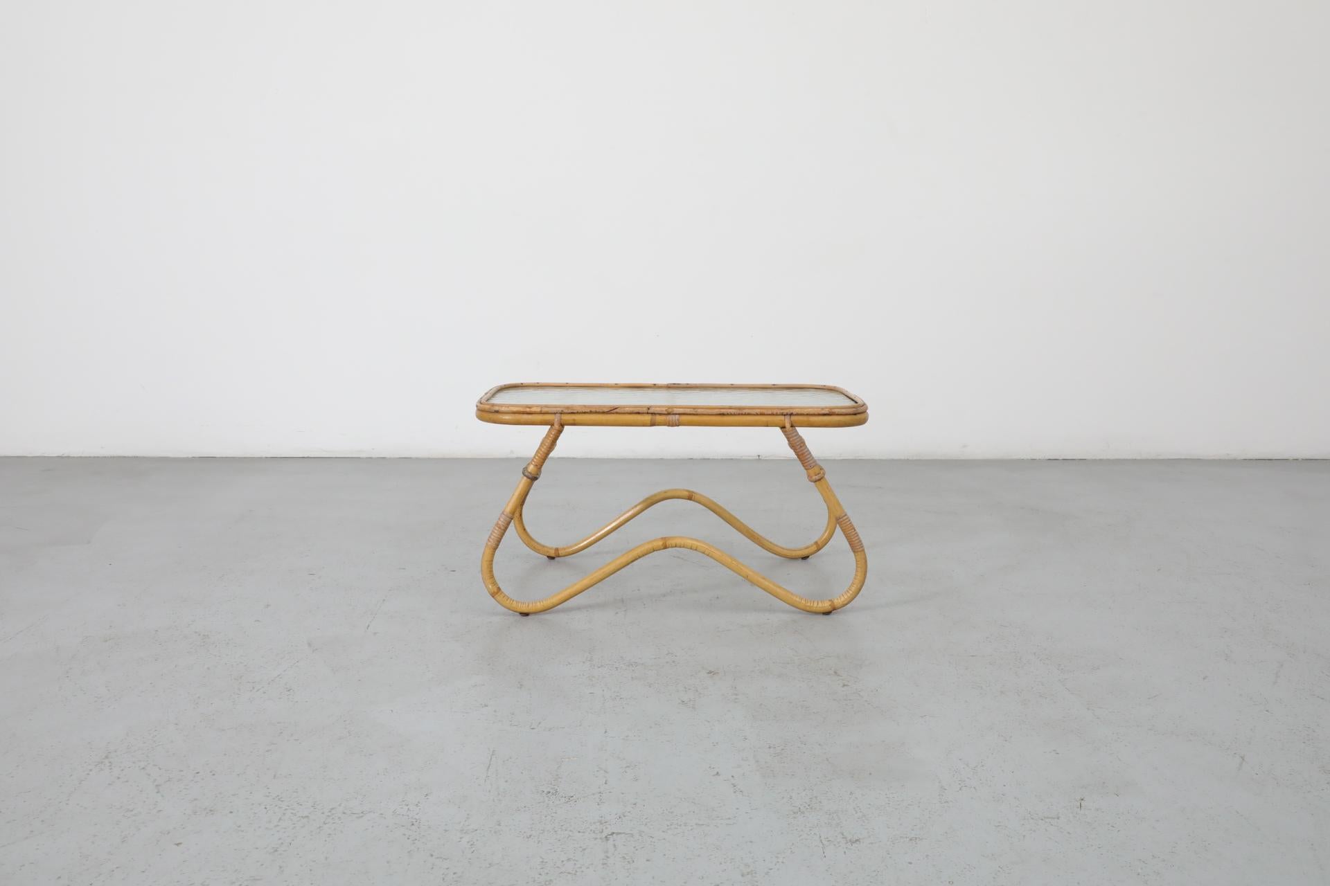 Bambou Table d'appoint Rohe Noordwolde (attr) en bambou du milieu du siècle dernier en vente