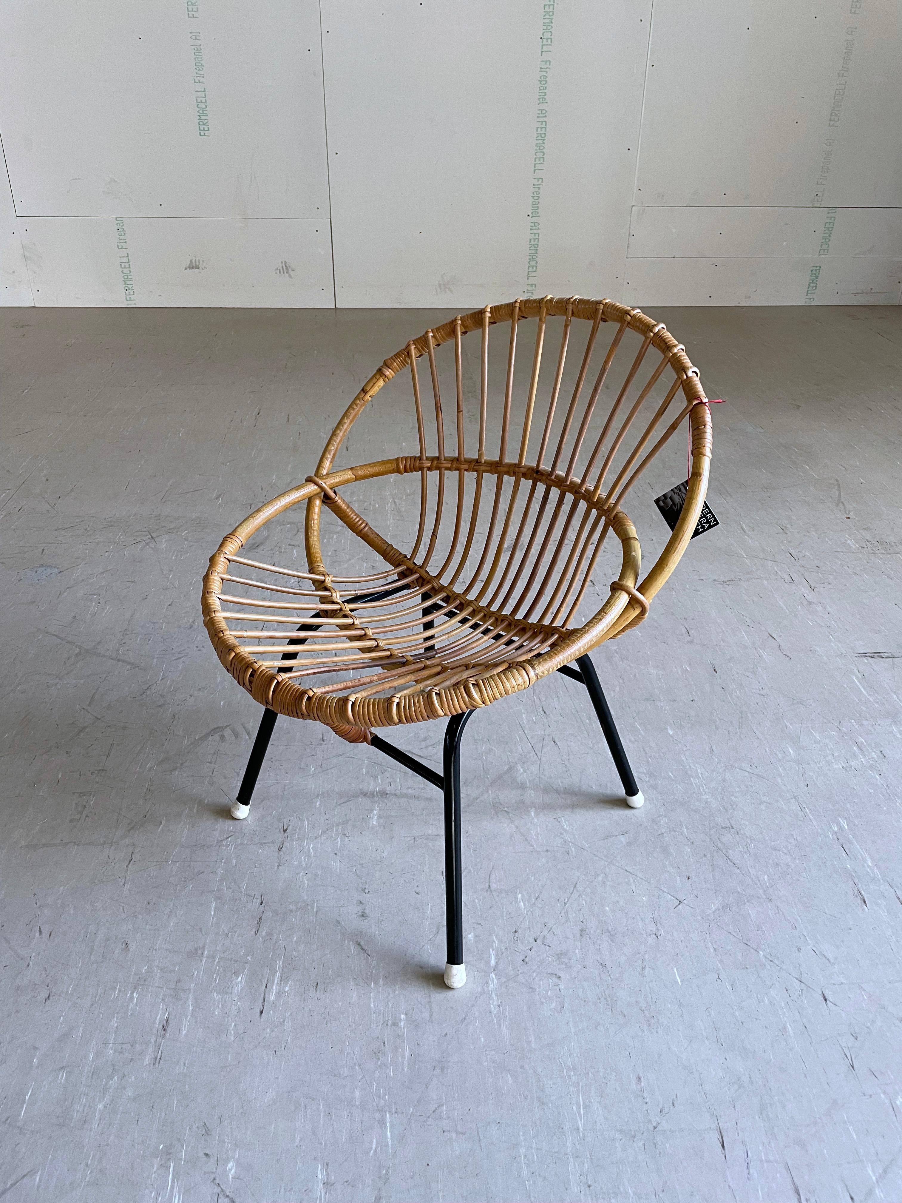 Rohé Noordwolde rattan child's chair, 1958 In Good Condition For Sale In Bern, CH
