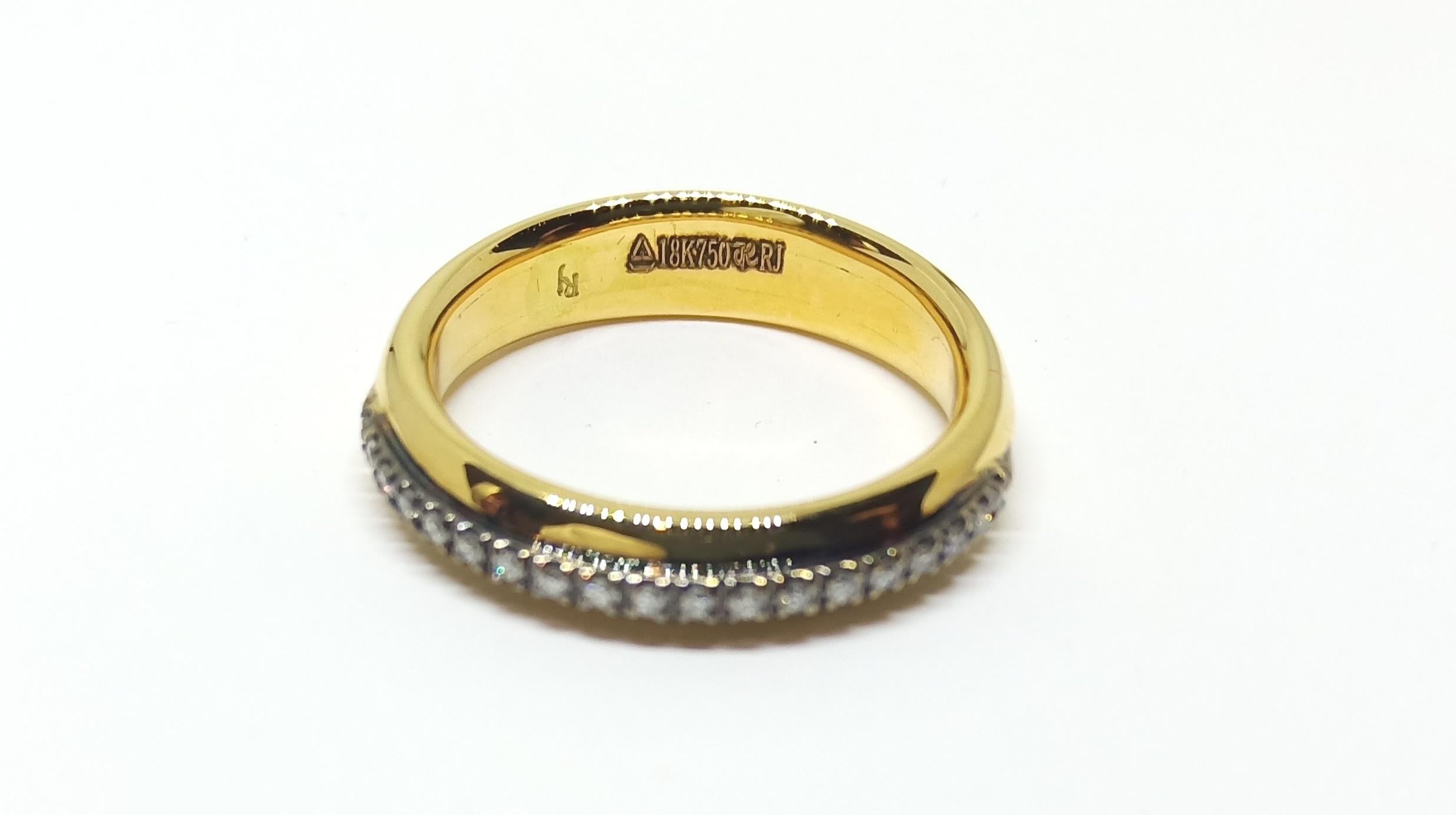Round Cut Rohit Jain 18 Karat Yellow Gold One of a Kind Ring Round White Diamond Band Ring For Sale