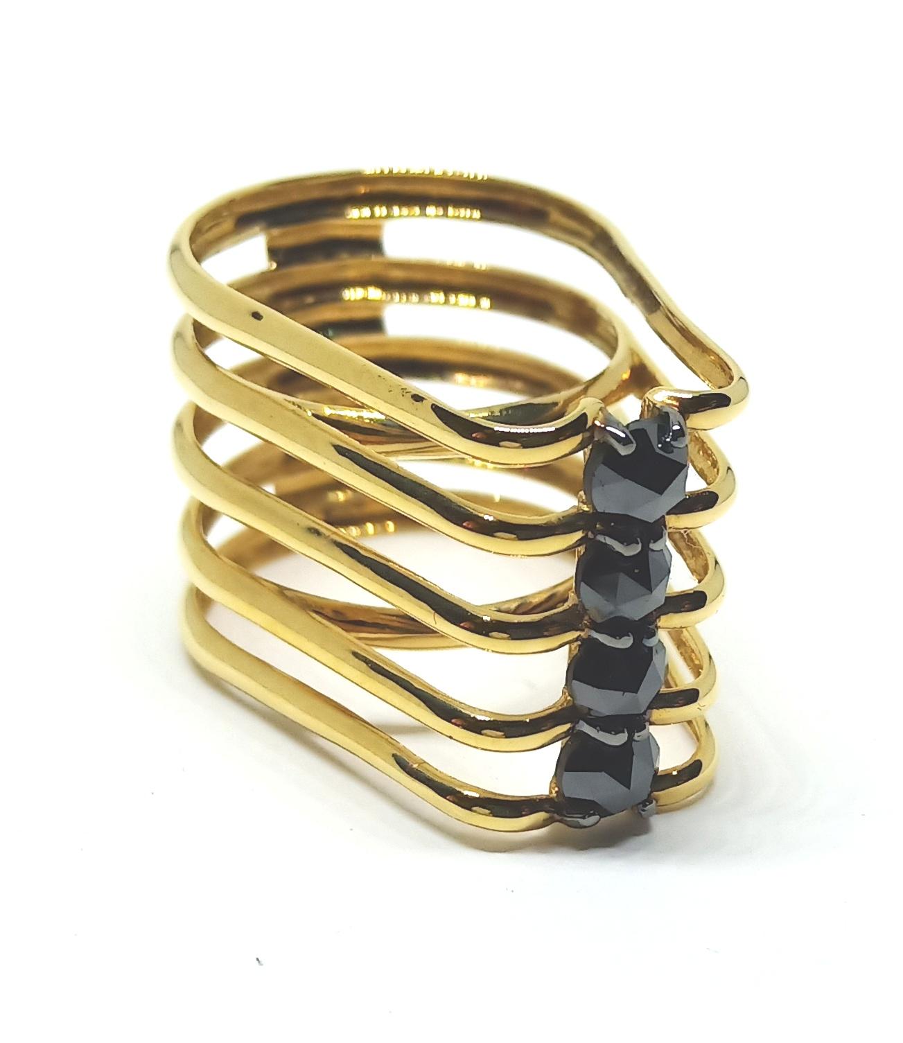 Black Rose Cut Diamond One of a Kind 18 Karat Yellow Gold Ring For Sale 4