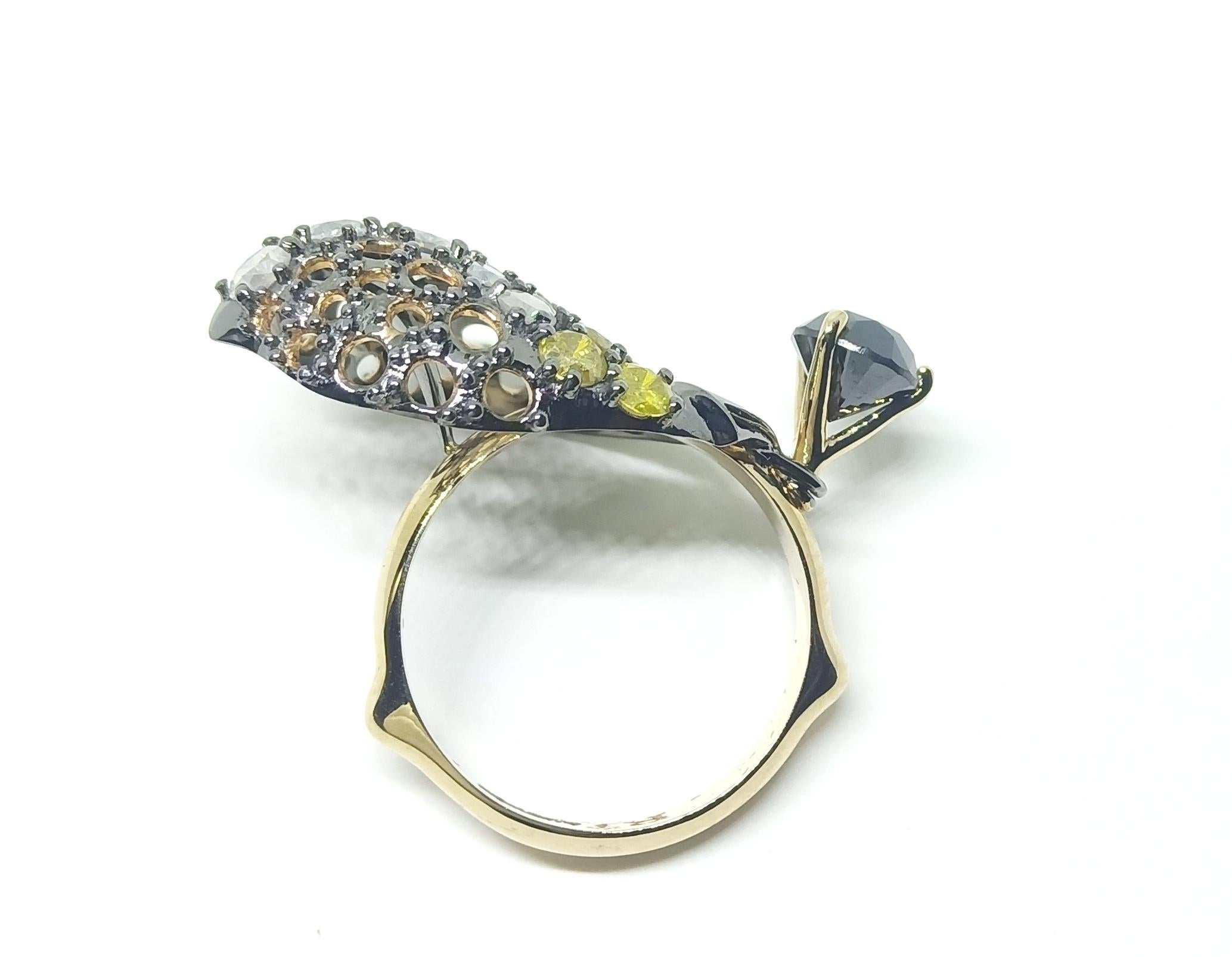 Rohit Jain Black Grey Yellow Diamond One of a Kind 18 Karat Gold Fashion Ring In New Condition For Sale In NEW DELHI, IN