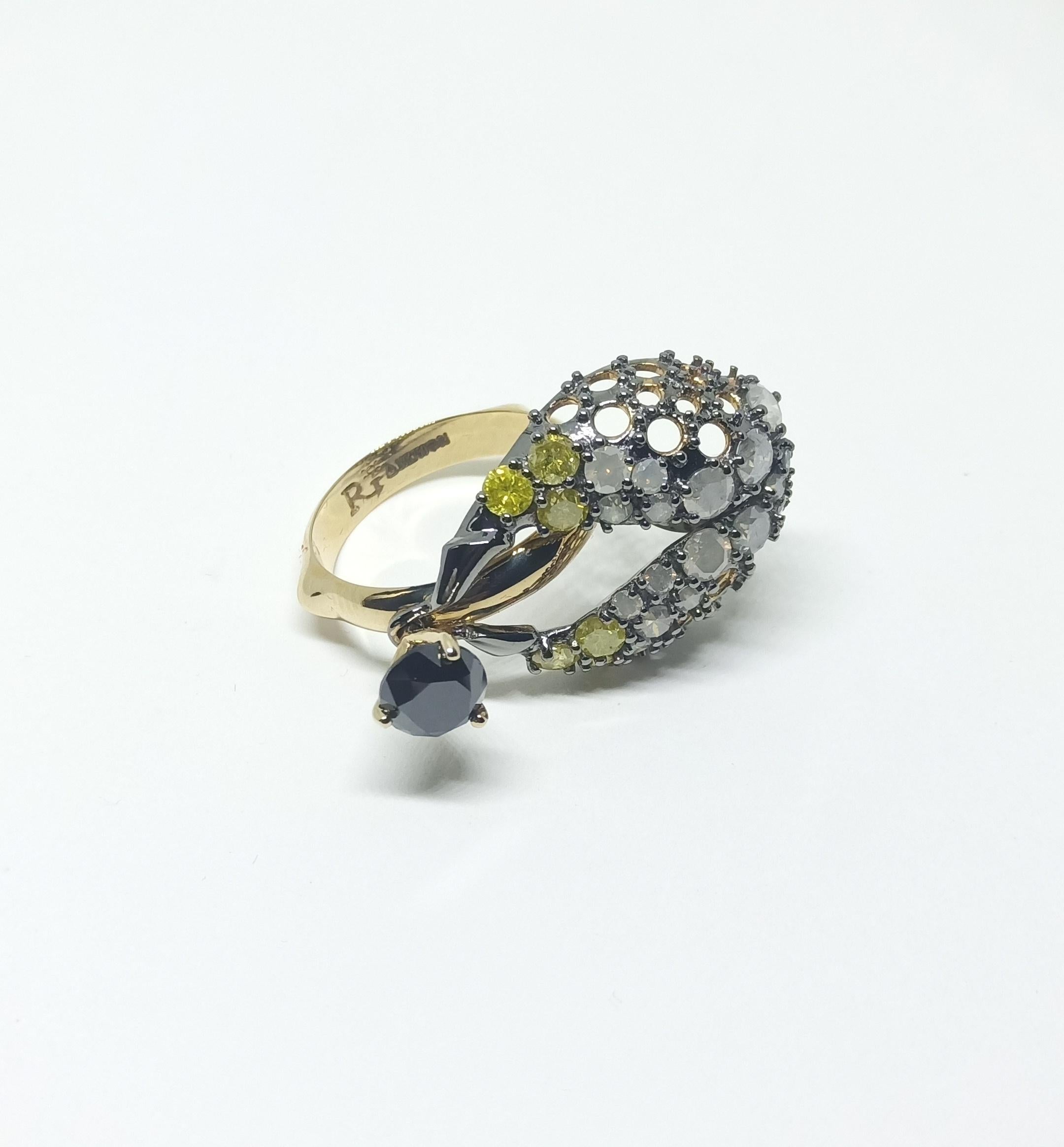 Rohit Jain Black Grey Yellow Diamond One of a Kind 18 Karat Gold Fashion Ring For Sale 2