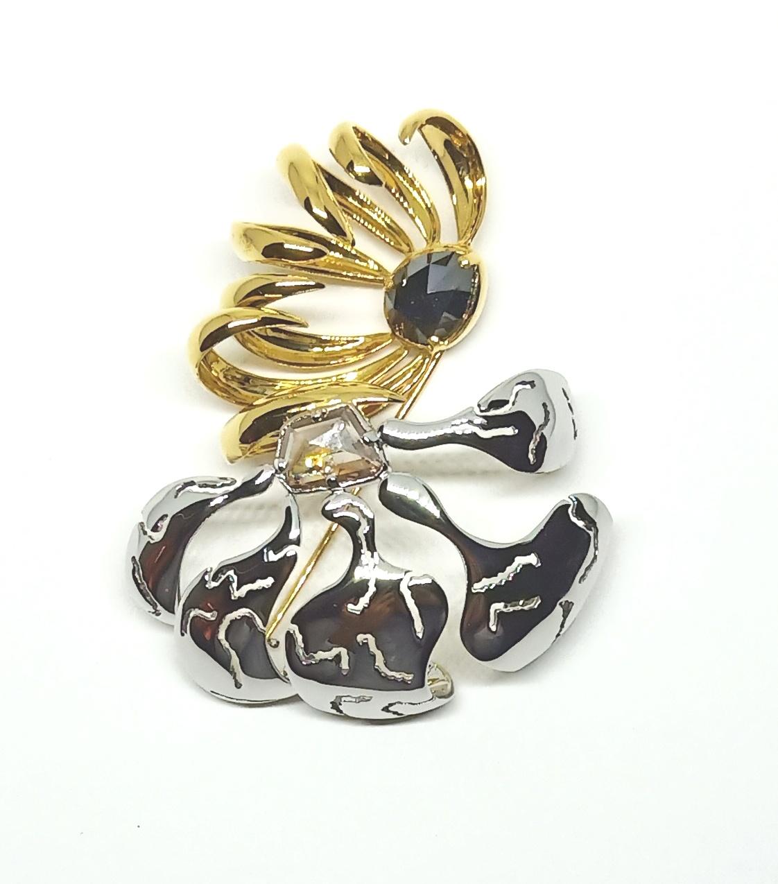 Contemporary One of a Kind Black Brown Rose Cut Diamond Yellow White Gold Brooch For Sale