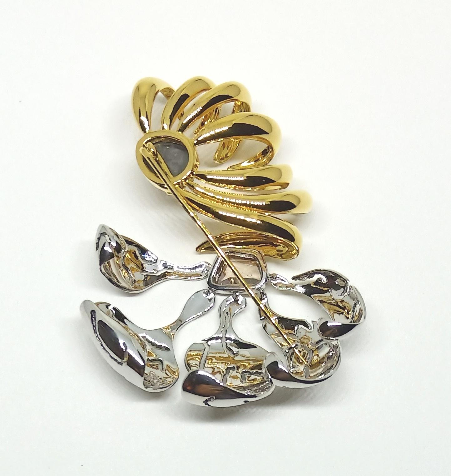 One of a Kind Black Brown Rose Cut Diamond Yellow White Gold Brooch For Sale 4