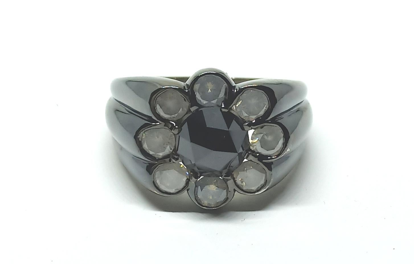 Women's One of a Kind Black Rose Cut and Round Grey Diamond  Black Gold Fashion Ring For Sale