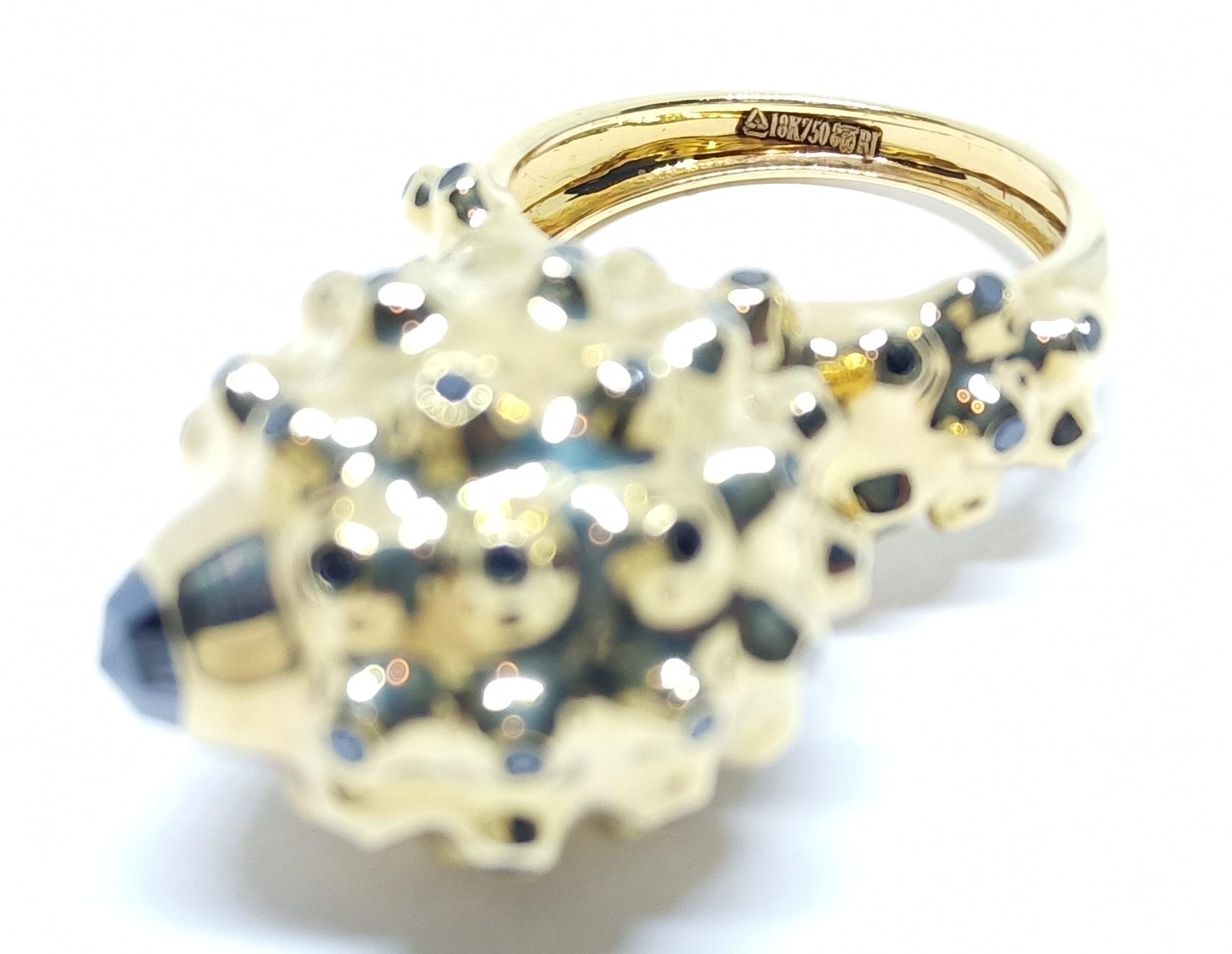 Women's One of a Kind Round Black Diamond  18 Karat Yellow Gold Dome Ring For Sale