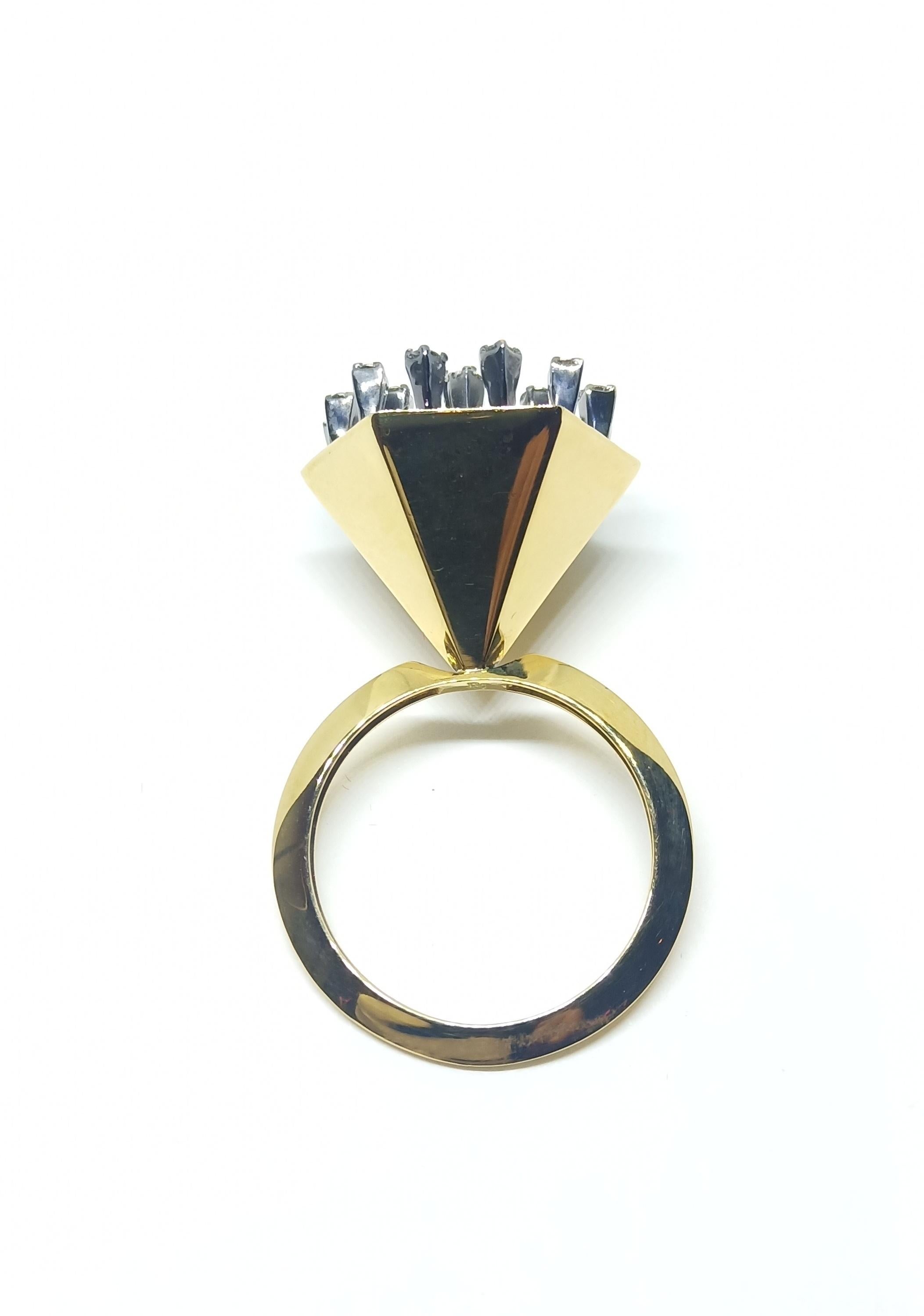 Rohit Jain One of a Kind Round White Diamond 18 Karat Yellow Gold Fashion Ring For Sale 1