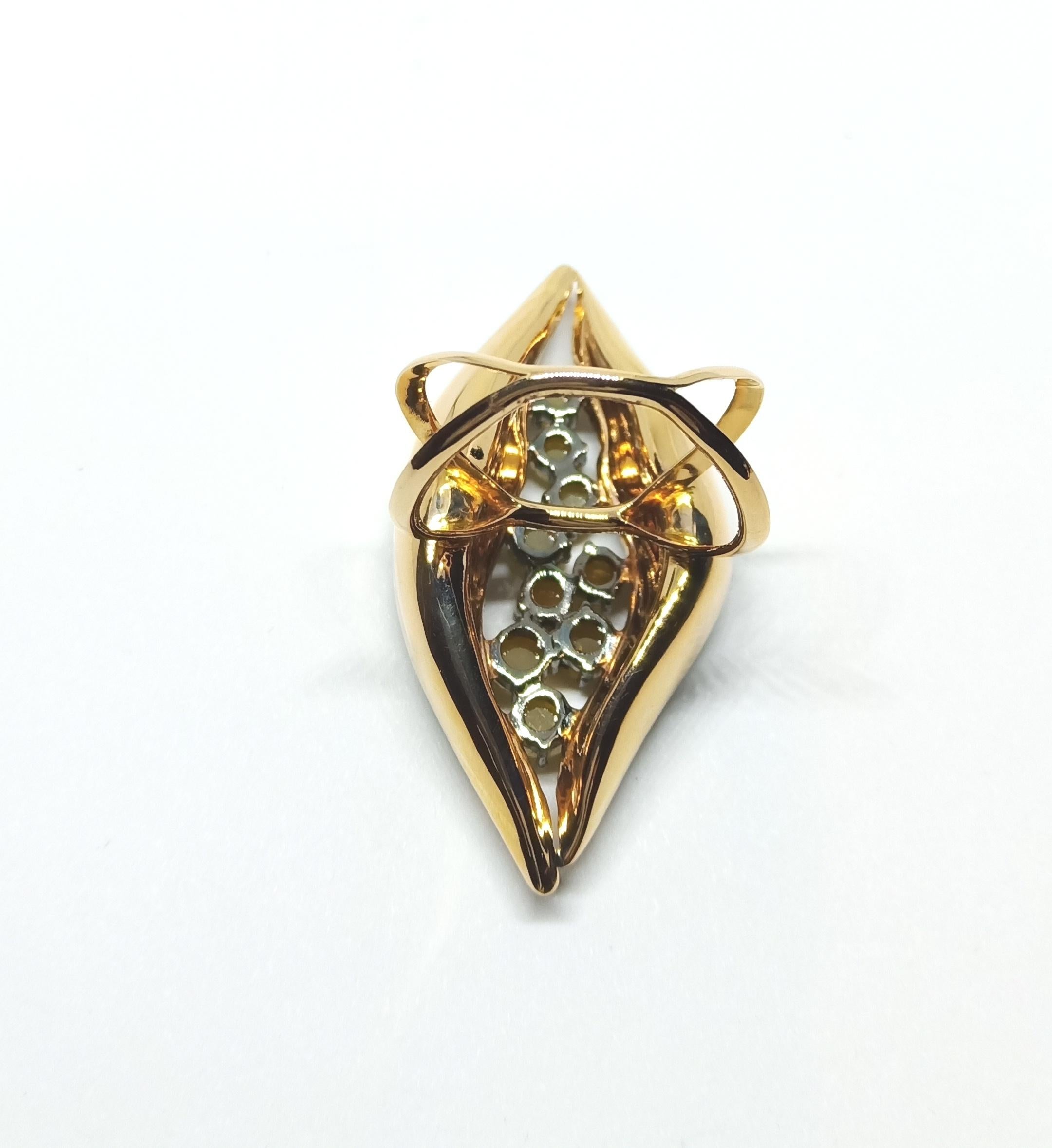 Women's Contemporary One Of A Kind Yellow and Brown Rose cut Diamond Yellow Gold Ring  For Sale