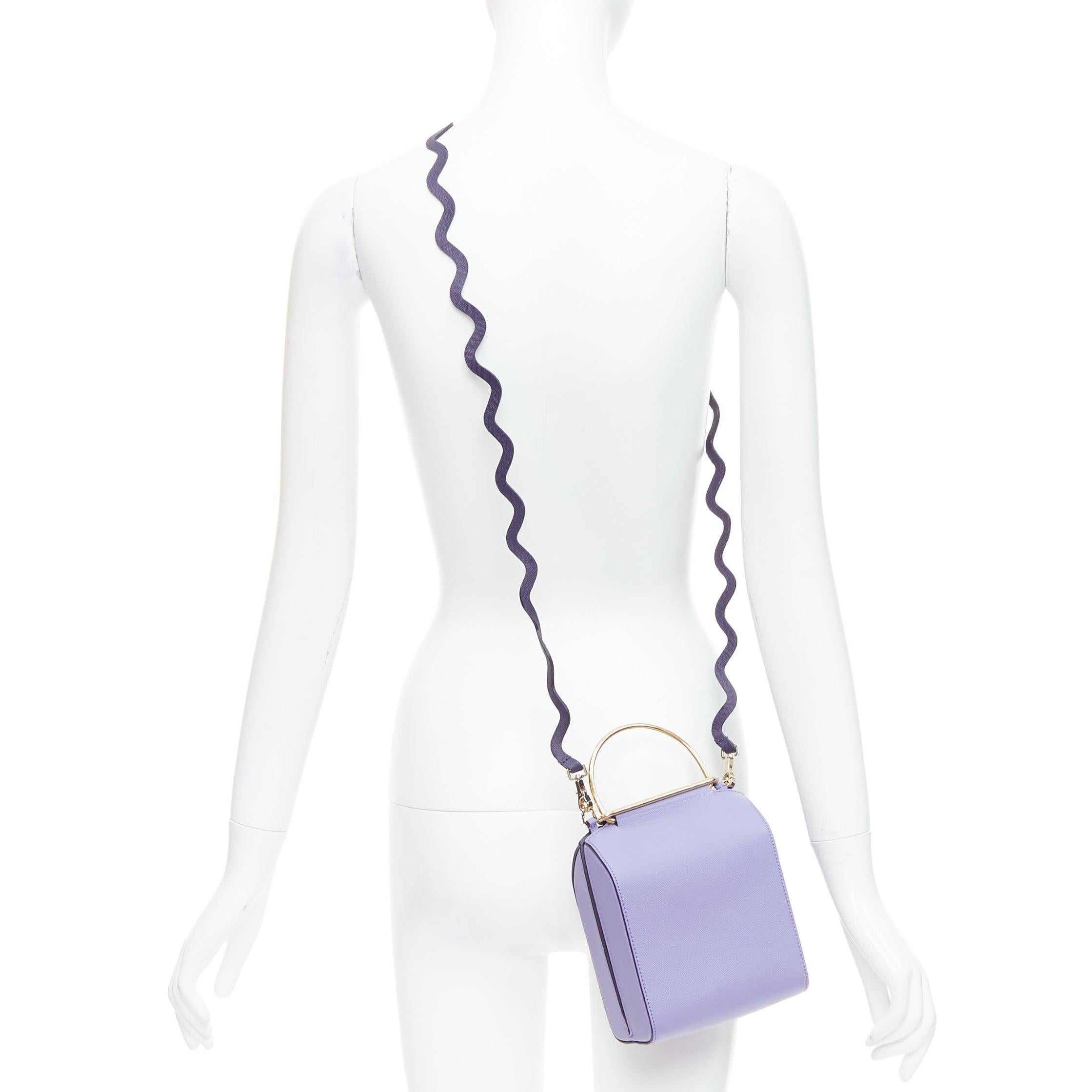 ROKSANDA 2017 Besa purple leather gold handle structured crossbody bag
Reference: ECLO/A00058
Brand: Roksanda
Model: Besa
Collection: SS 2017
Material: Leather
Color: Purple, Gold
Pattern: Solid
Closure: Magnet
Lining: Black Leather
Extra Details: