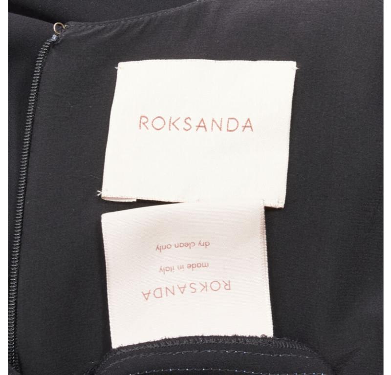 ROKSANDA vestido midi de seda negra azul con detalle de costura y puño acampanado en venta 4
