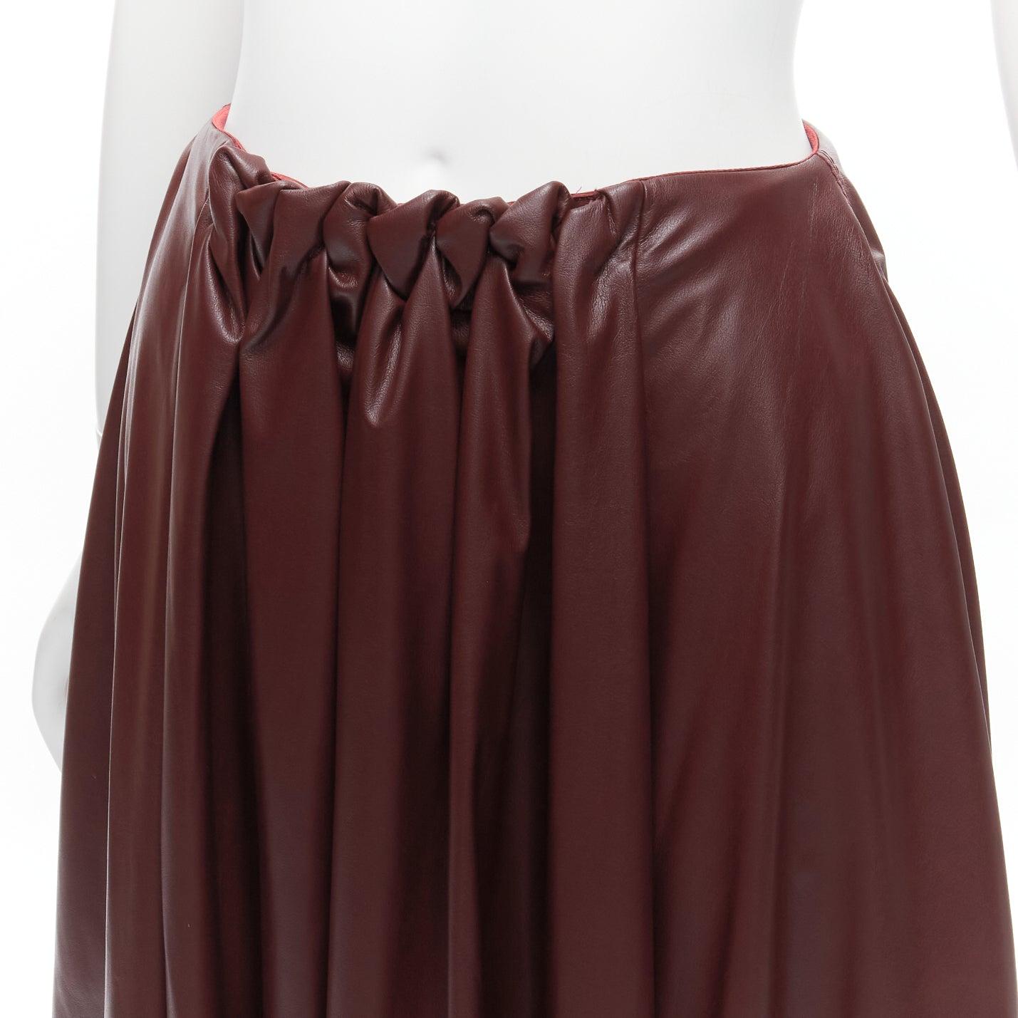 ROKSANDA burgundy faux leather wool lined ruched waist A-line midi skirt UK8 S
Reference: SNKO/A00302
Brand: Roksanda
Material: Faux Leather
Color: Burgundy
Pattern: Solid
Closure: Zip
Lining: Burgundy Wool
Extra Details: Zip back.
Made in: