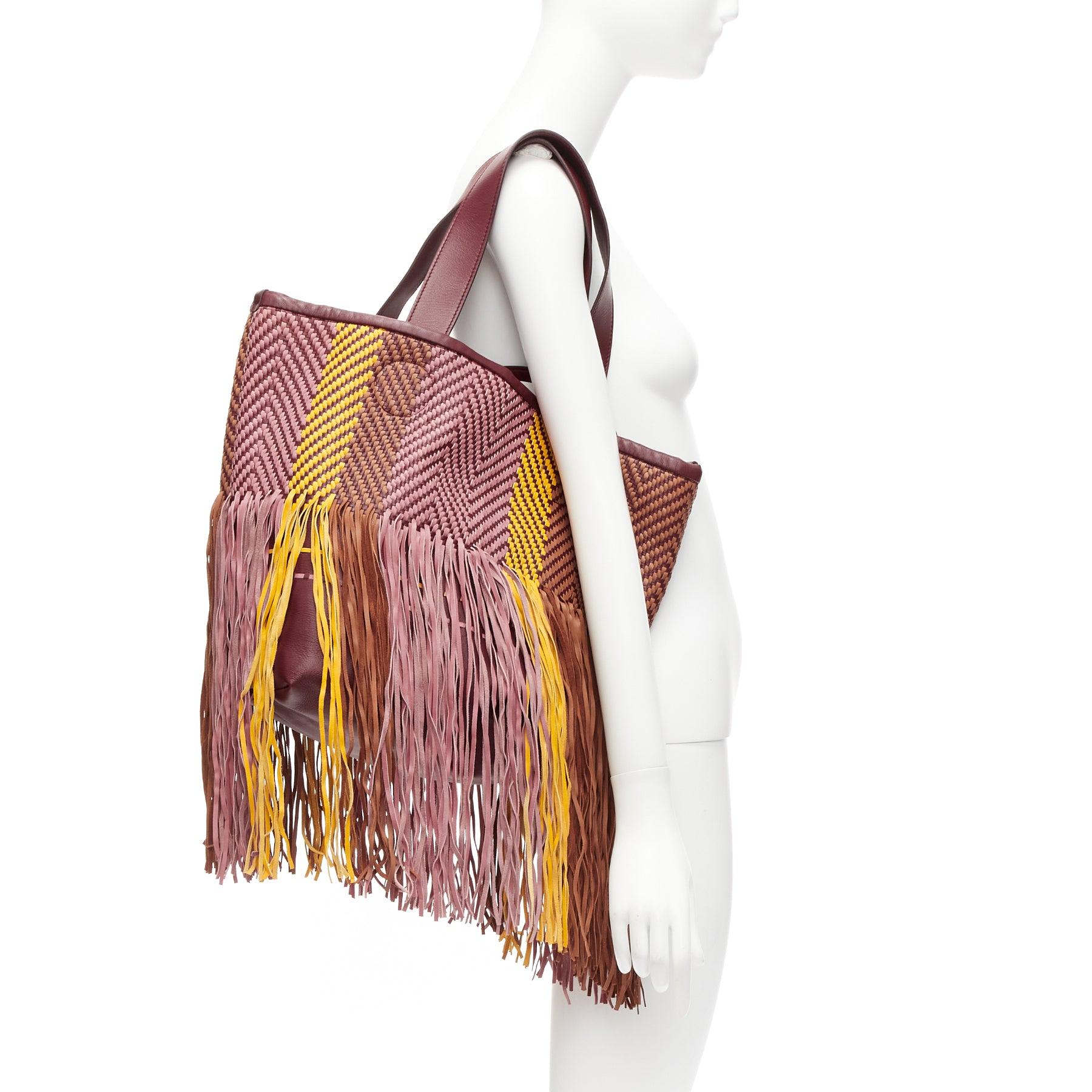 ROKSANDA Eider brown burgundy yellow calfskin leather woven fringe large tote bag
Reference: JACG/A00096
Brand: Roksanda
Model: Eider
Material: Leather
Color: Multicolour, Burgundy
Pattern: Solid
Lining: Blue Fabric
Extra Details: Roksanda‚Äôs