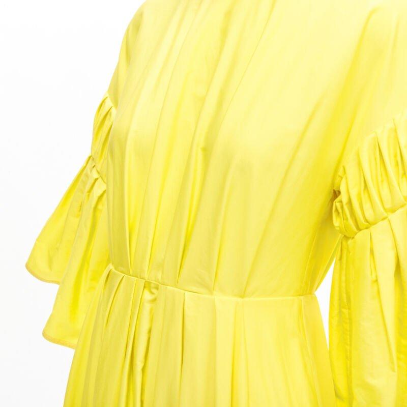 Roksanda sunshine yellow cotton origami pleat flared sleeves A-line dress UK6 XS en vente 2