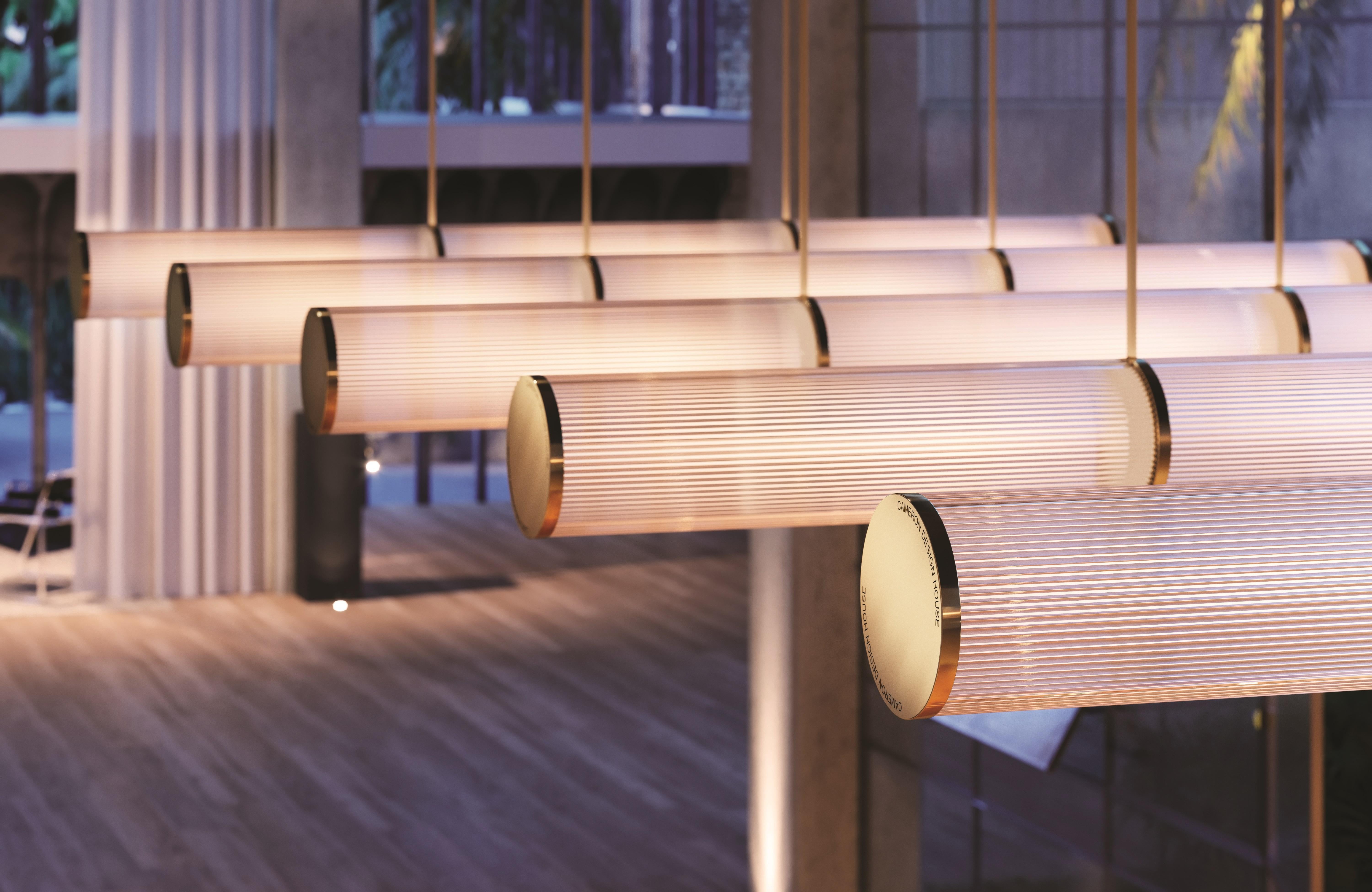 XXI secolo e contemporaneo Lampadario Rokua di Cameron Design House in vendita