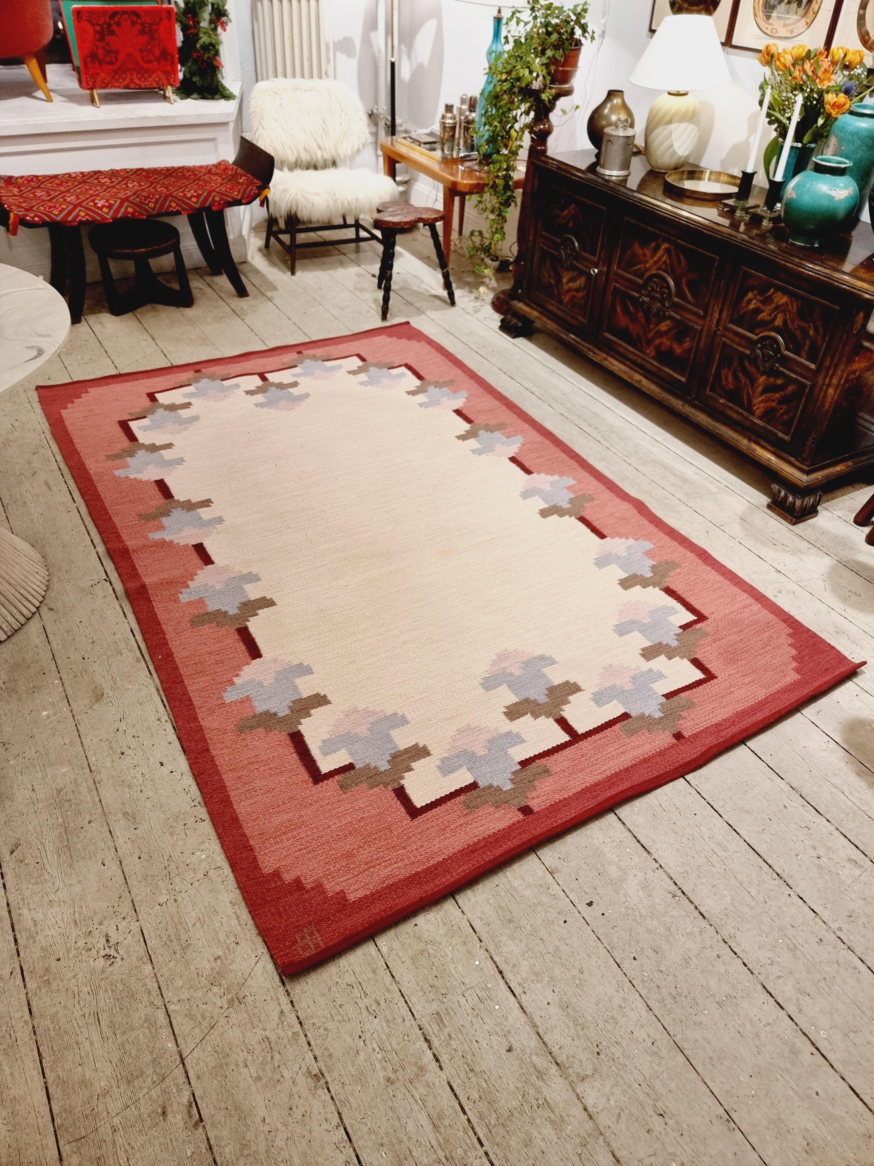 Rölakan / Swedish flatweave carpet by Polly Björkman, 248x162 cm, Swedish Modern For Sale 1