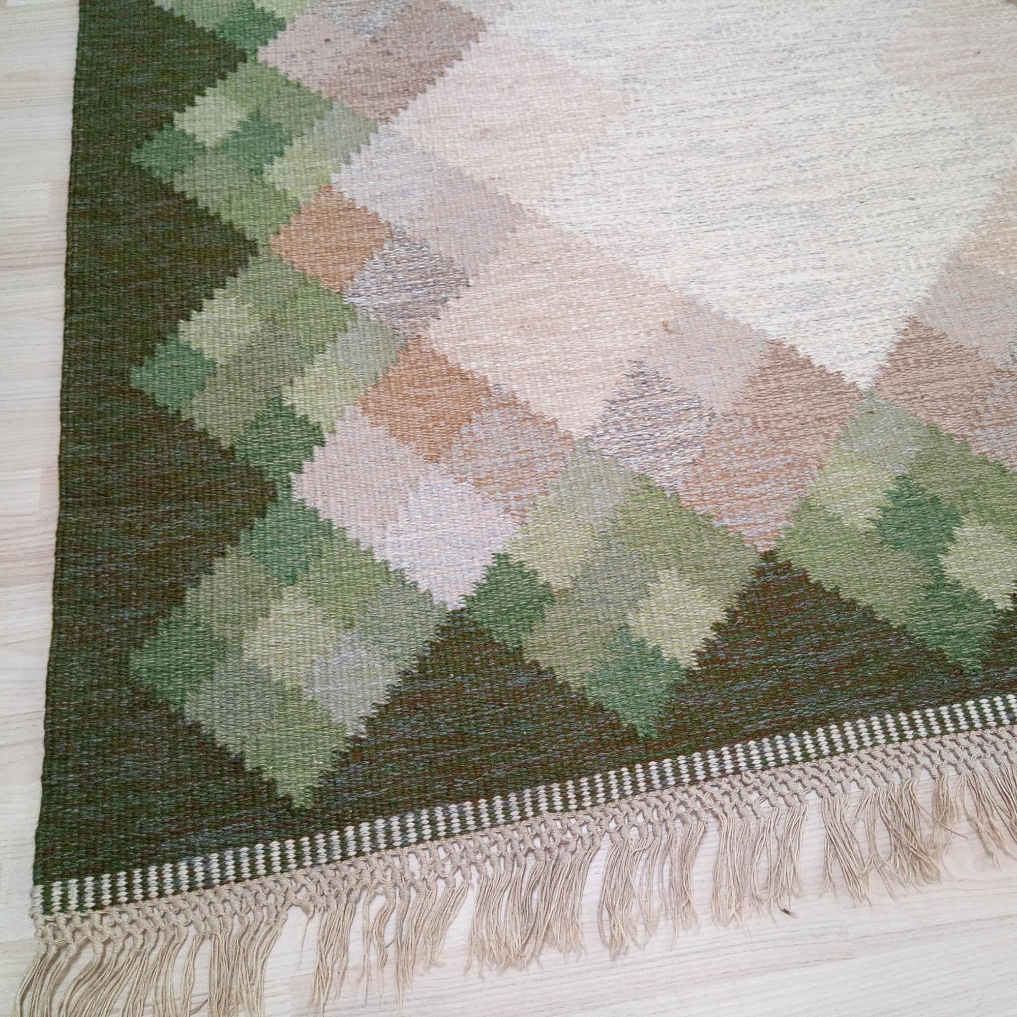 Rolakan Swedish Kilim Rug by Brita Svefors, Mid-Century Modern In Good Condition For Sale In Bochum, NRW