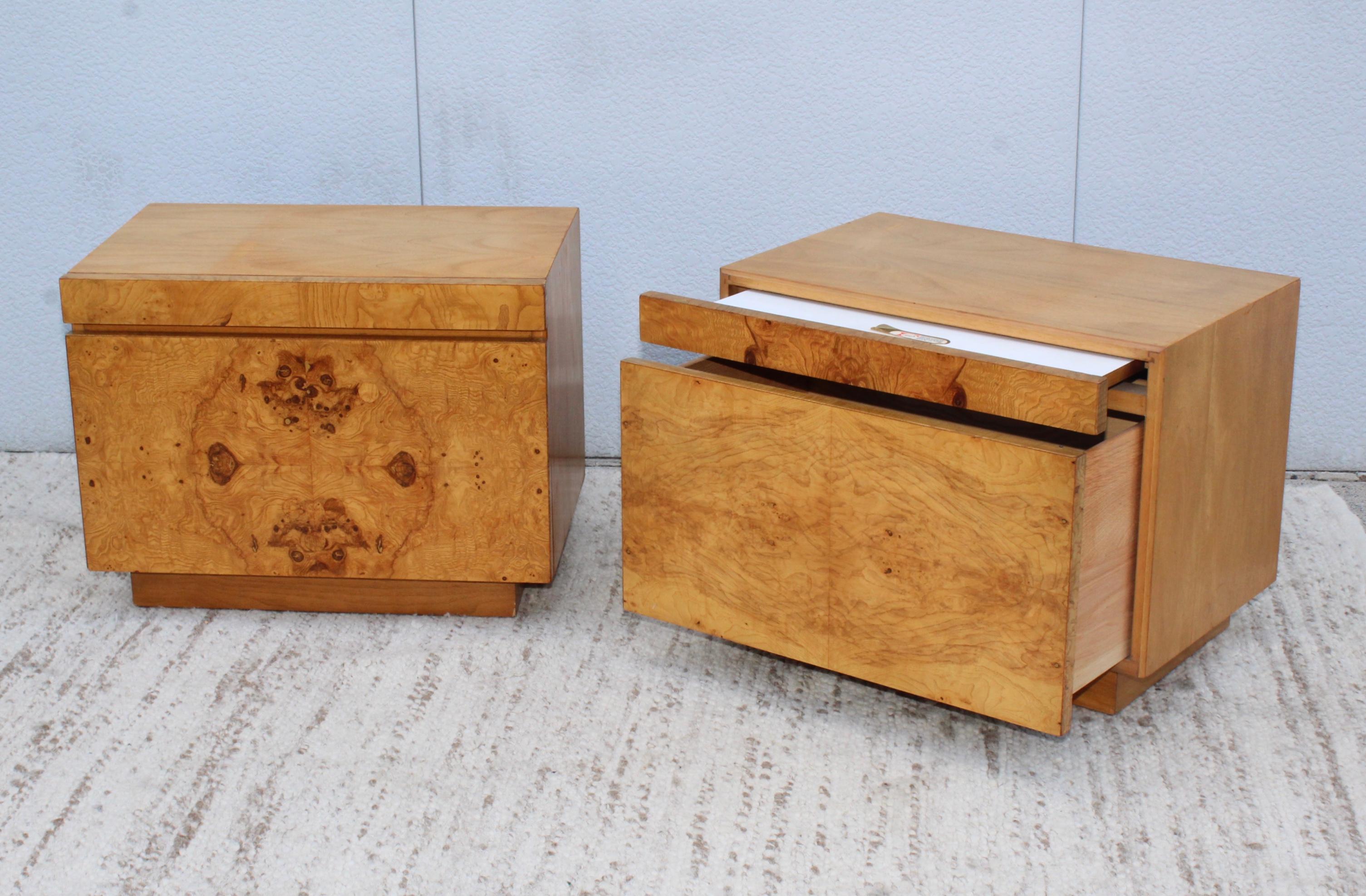 Roland Carter for Lane Mid-Century Modern Burlwood Night Stands In Good Condition In New York, NY