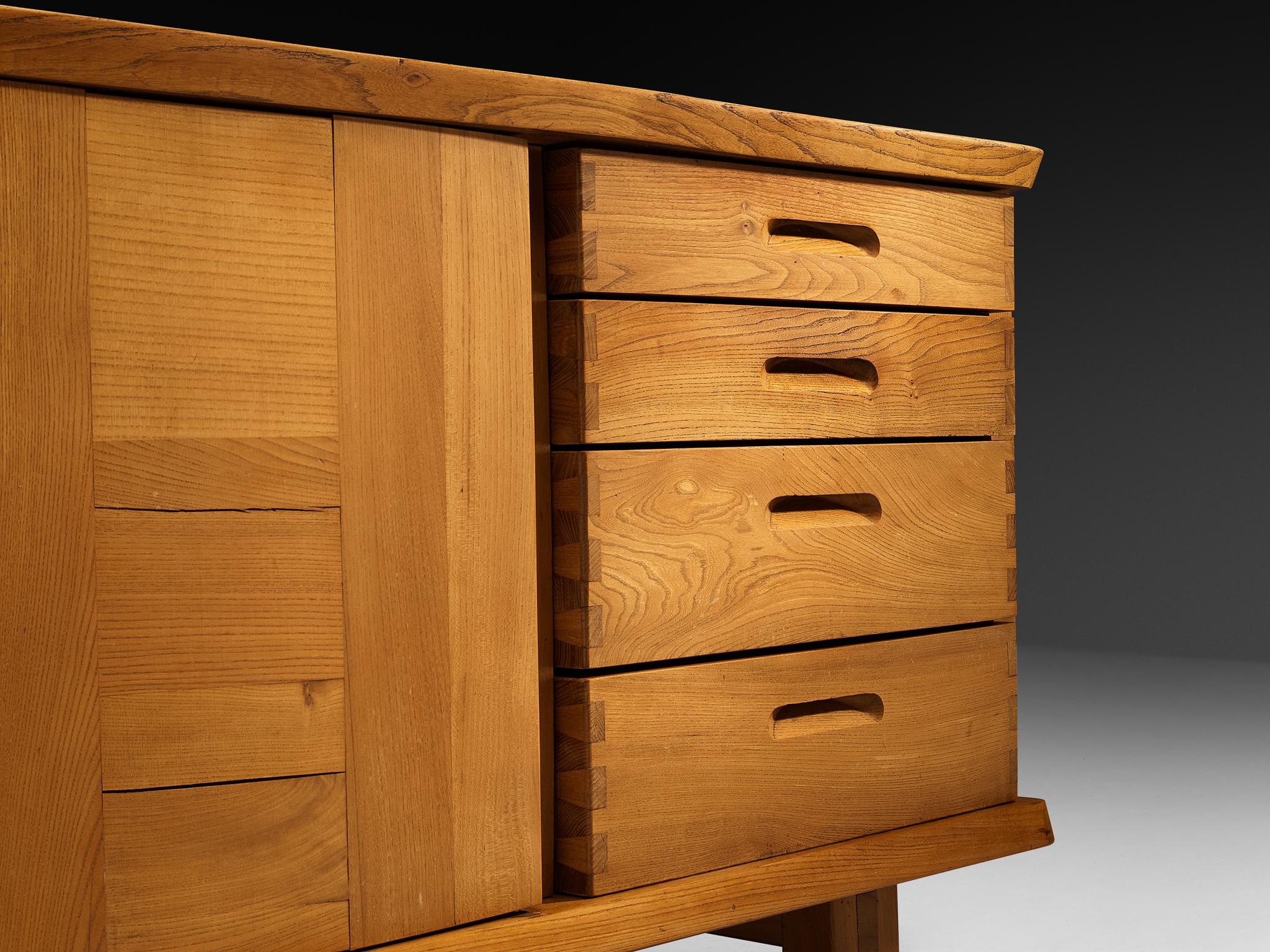 Francese Roland Haeusler for Maison Regain Sideboard in Solid Elm in vendita