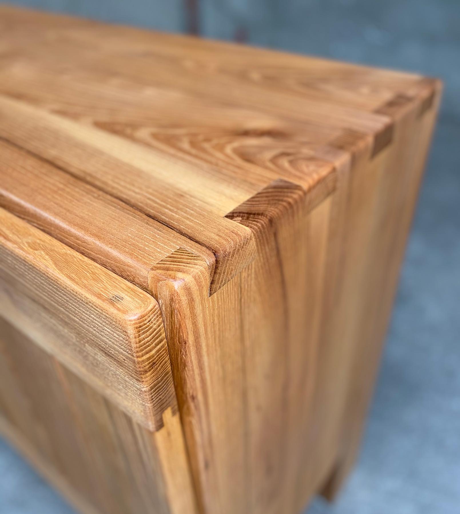 Fin du 20e siècle Roland Haeusler:: Maison Regain Sideboard Brutalist Elm