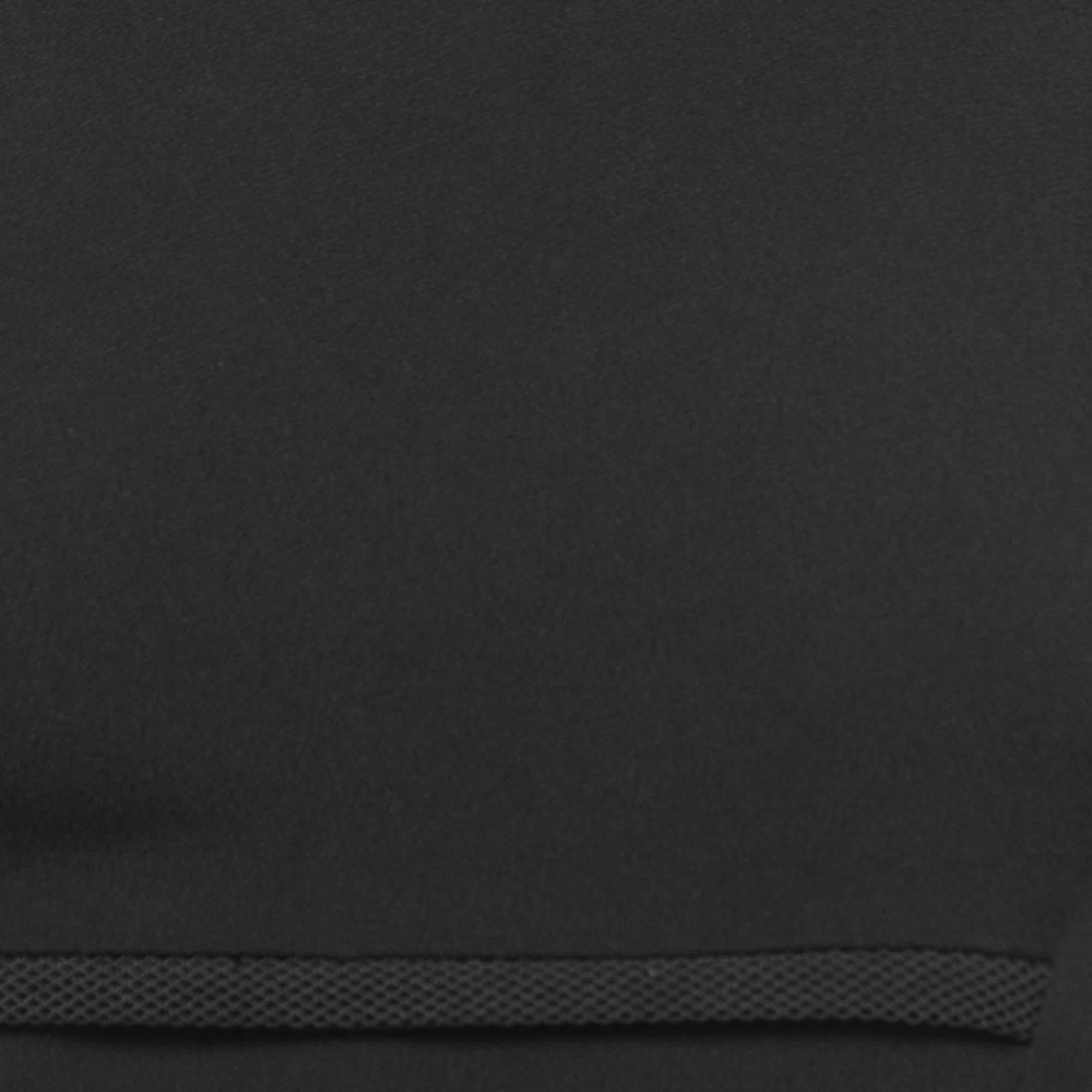 Roland Mouret Black Crepe Lace Inset Vasall Long Dress S In Excellent Condition For Sale In Dubai, Al Qouz 2