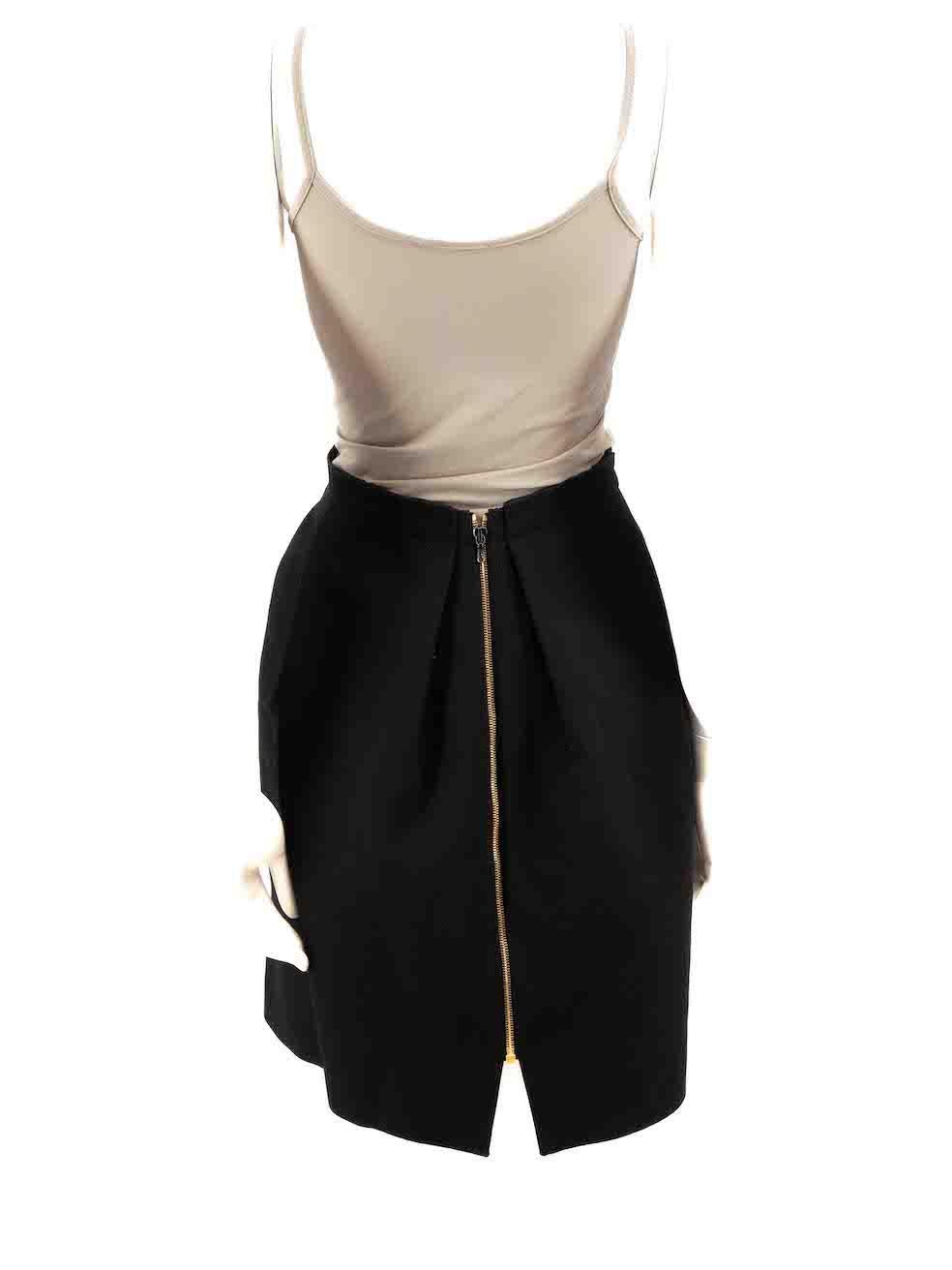 Roland Mouret Black Wool Gathered Zipped Skirt Size 4XL In Good Condition For Sale In London, GB