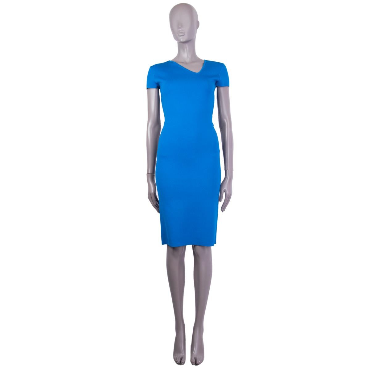 100% authentic Roland Mouret short sleeve bodycon dress in cyan blue spandex (assumed as tag is missing) with an asymmetrical v-neck and decorative matching waistband. Unlined. Has been worn and is in excellent condition. 

Measurements
Tag Size	XS