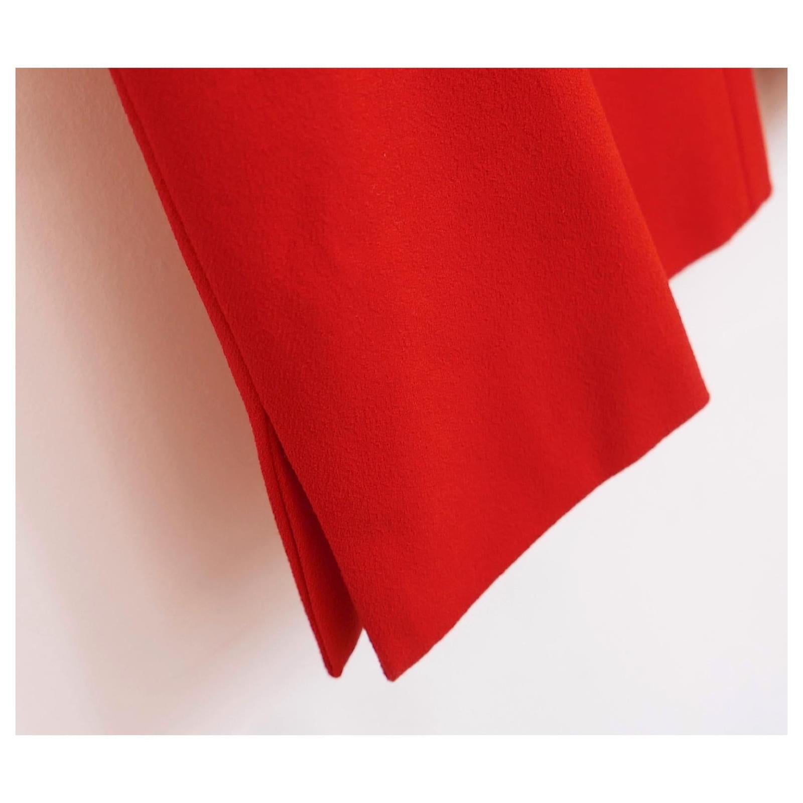 Roland Mouret Dilman Poppy Red Flared Pants In New Condition For Sale In London, GB