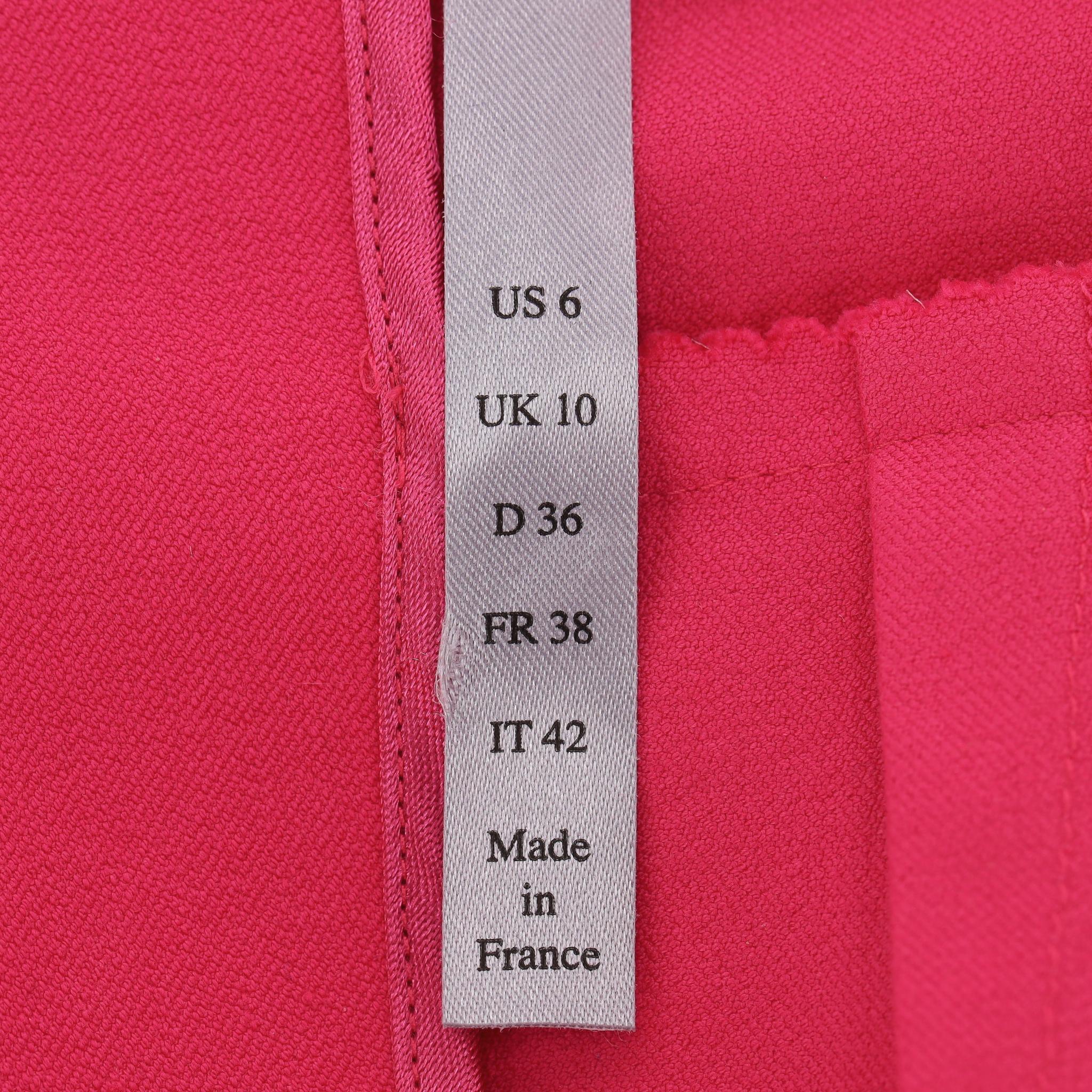 Roland Mouret Ltd Edition für Harrods Gerippte Robe im Angebot 2