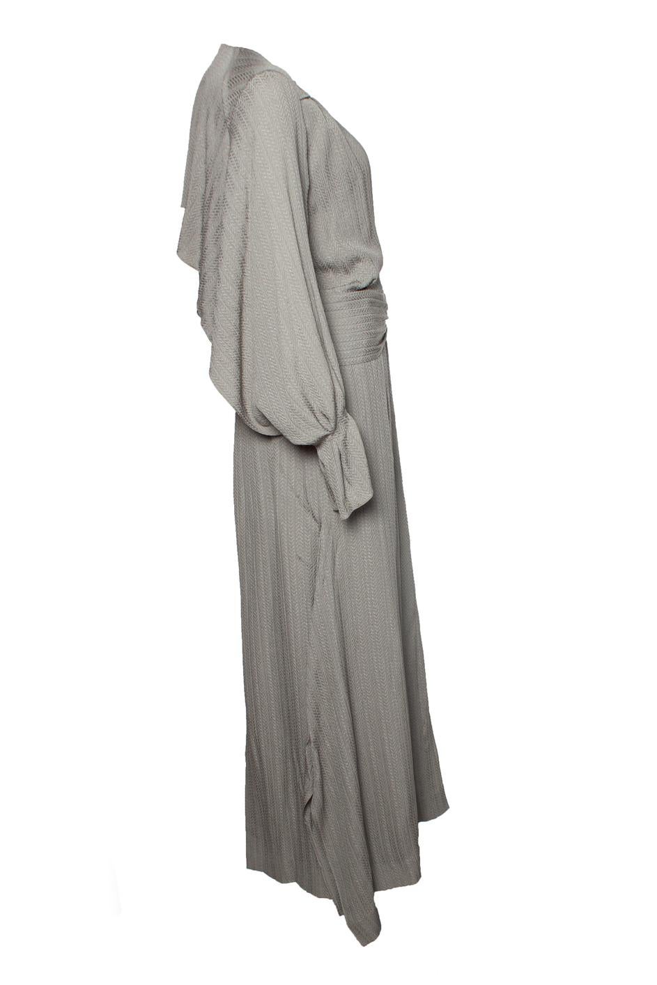 Gray Roland mouret, Maxi dress in mint green For Sale