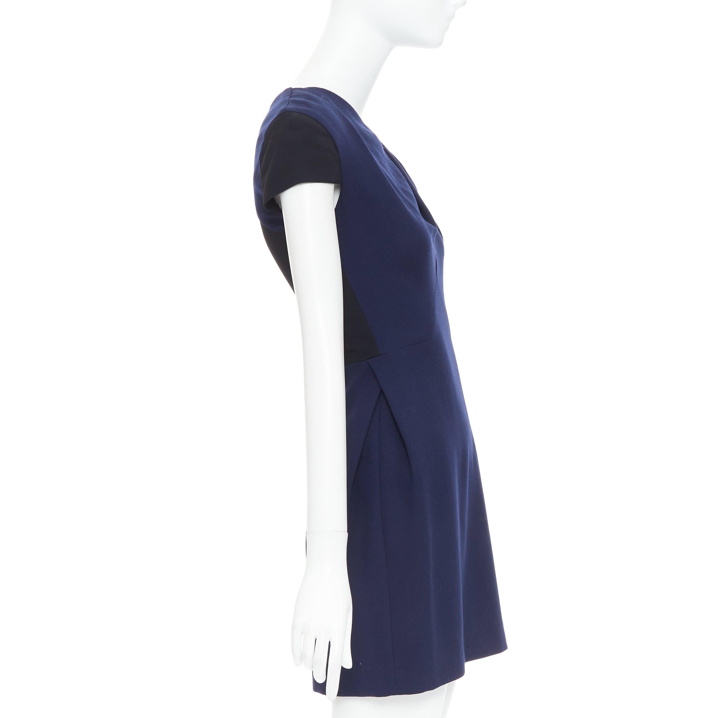 ROLAND Mouret abito a turni asimmetrico con maniche a cappuccio in misto lana blu navy UK6 XS In condizioni discrete in vendita a Hong Kong, NT