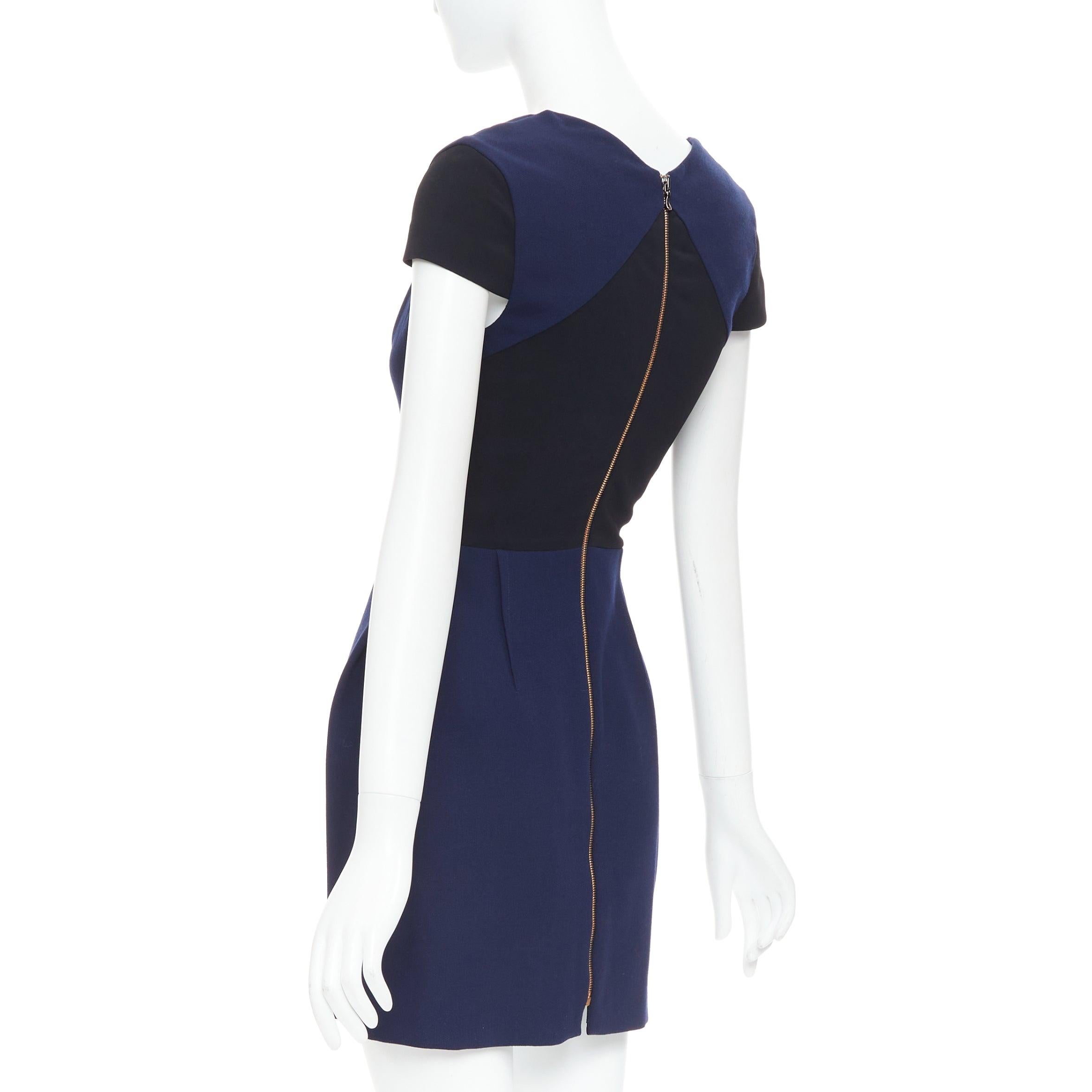 ROLAND Mouret abito a turni asimmetrico con maniche a cappuccio in misto lana blu navy UK6 XS in vendita 1